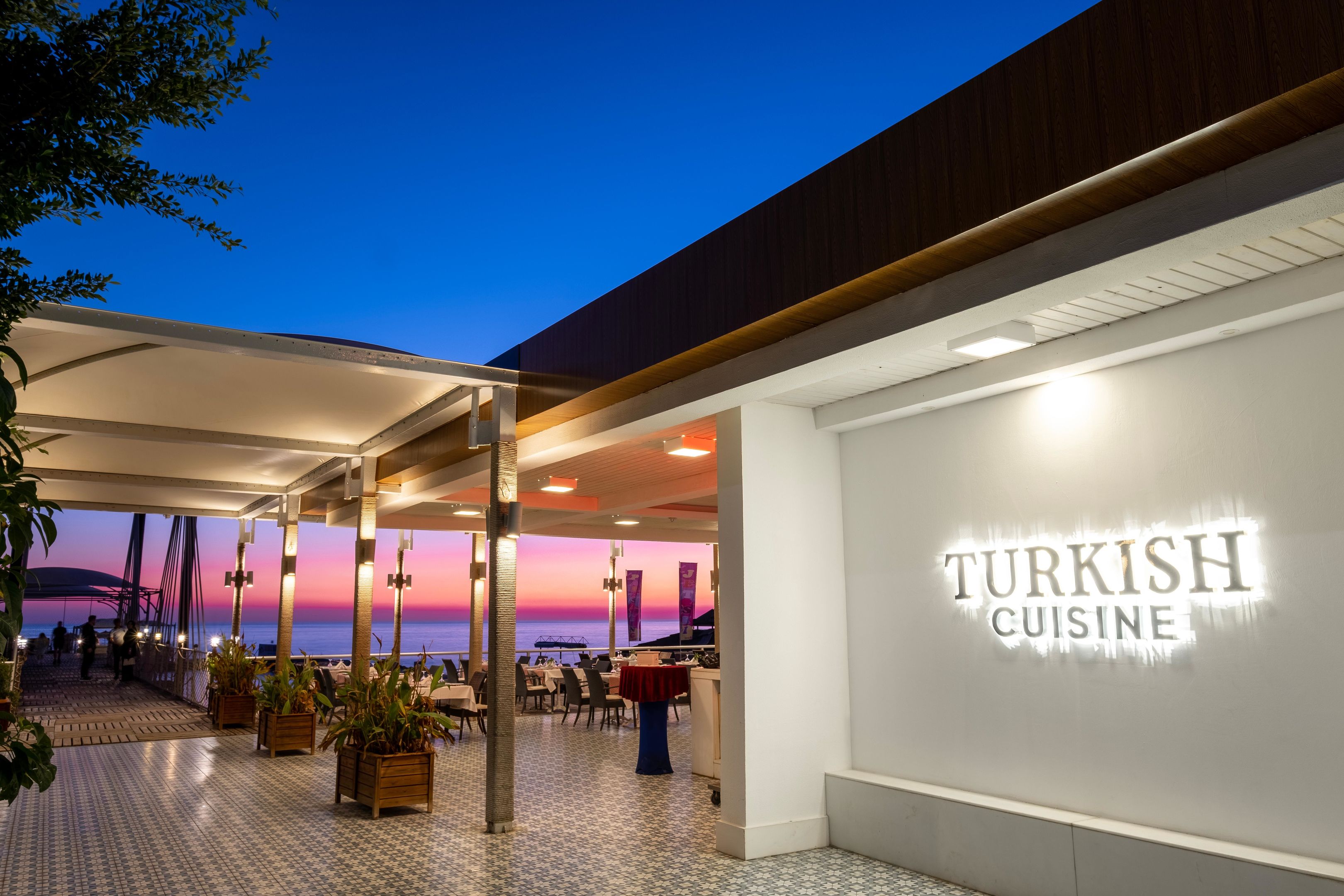 Long Beach Alanya, Trademark Collection by Wyndham restaurant in Alanya, Other than US/Canada
