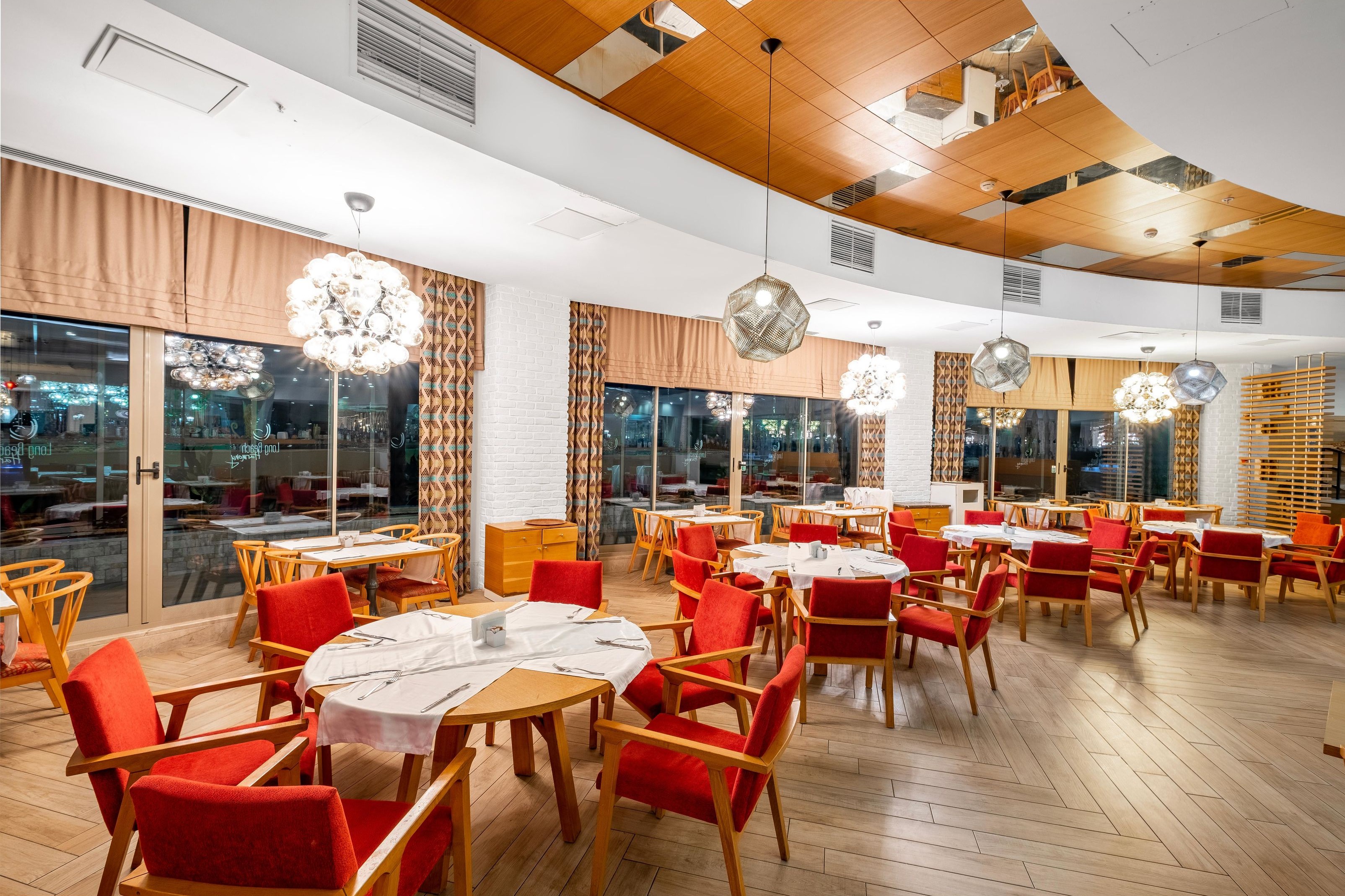 Long Beach Alanya, Trademark Collection by Wyndham restaurant in Alanya, Other than US/Canada