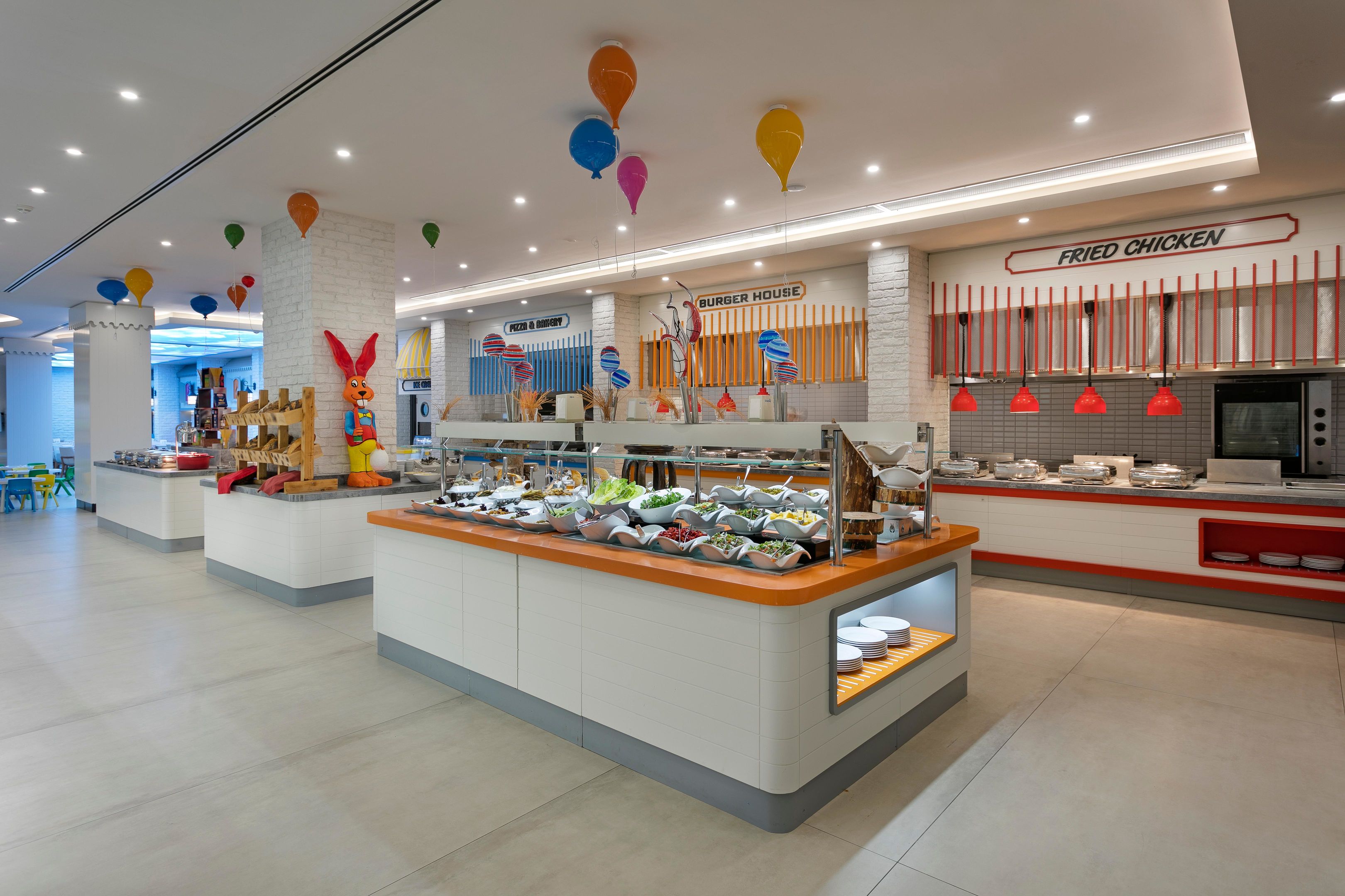 Long Beach Alanya, Trademark Collection by Wyndham restaurant in Alanya, Other than US/Canada