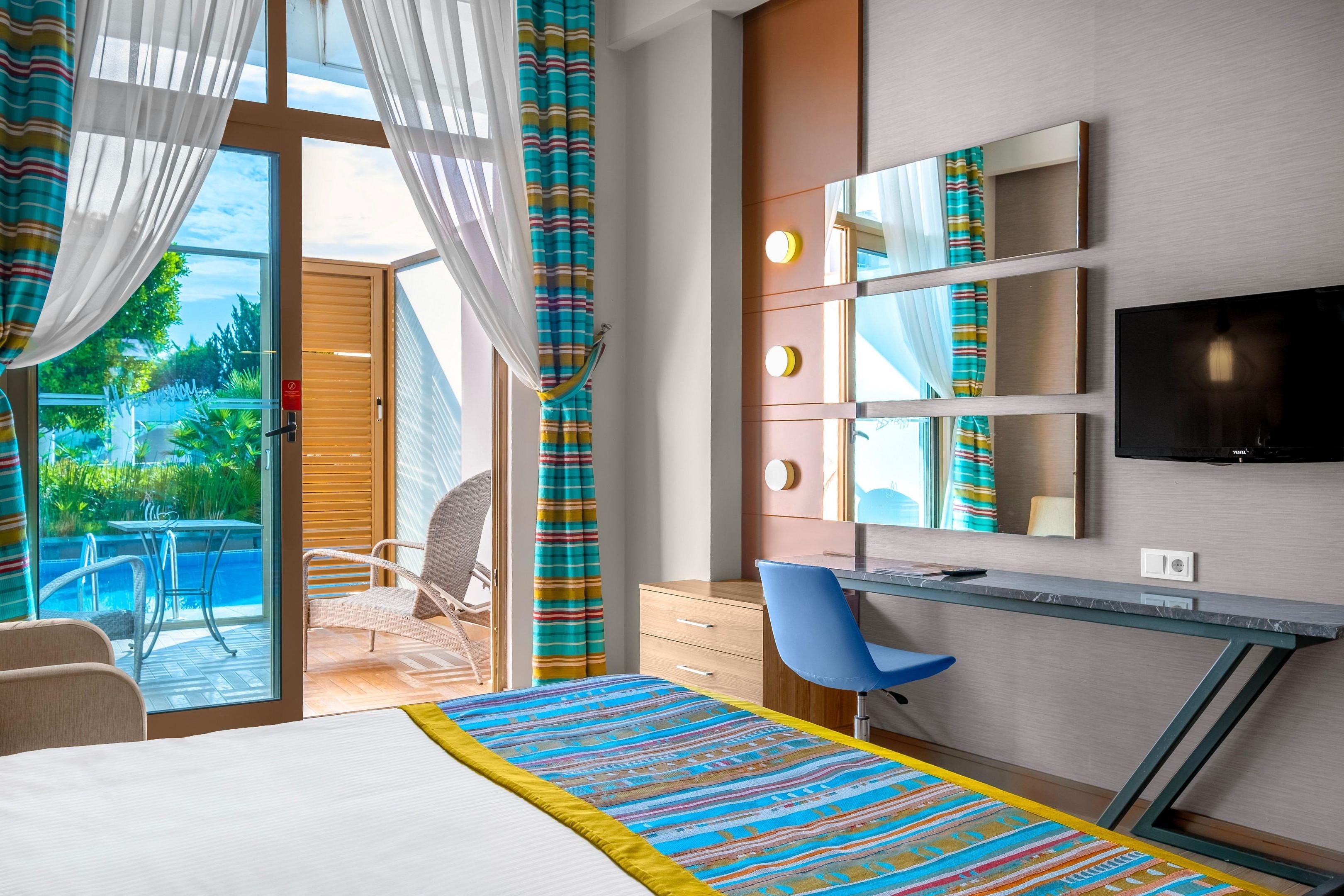 Long Beach Alanya, Trademark Collection by Wyndham suite in Alanya, Other than US/Canada