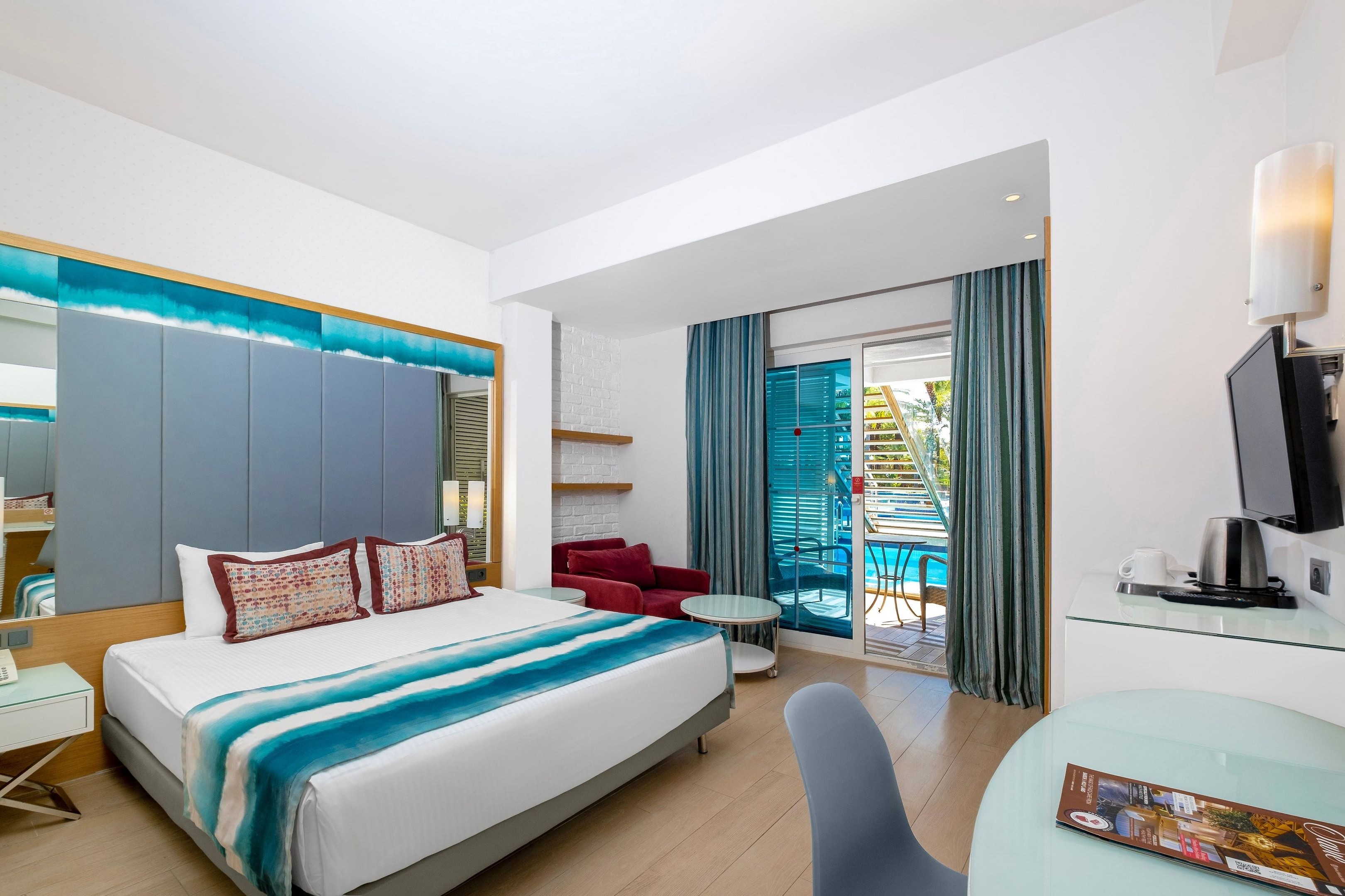 Long Beach Alanya, Trademark Collection by Wyndham suite in Alanya, Other than US/Canada