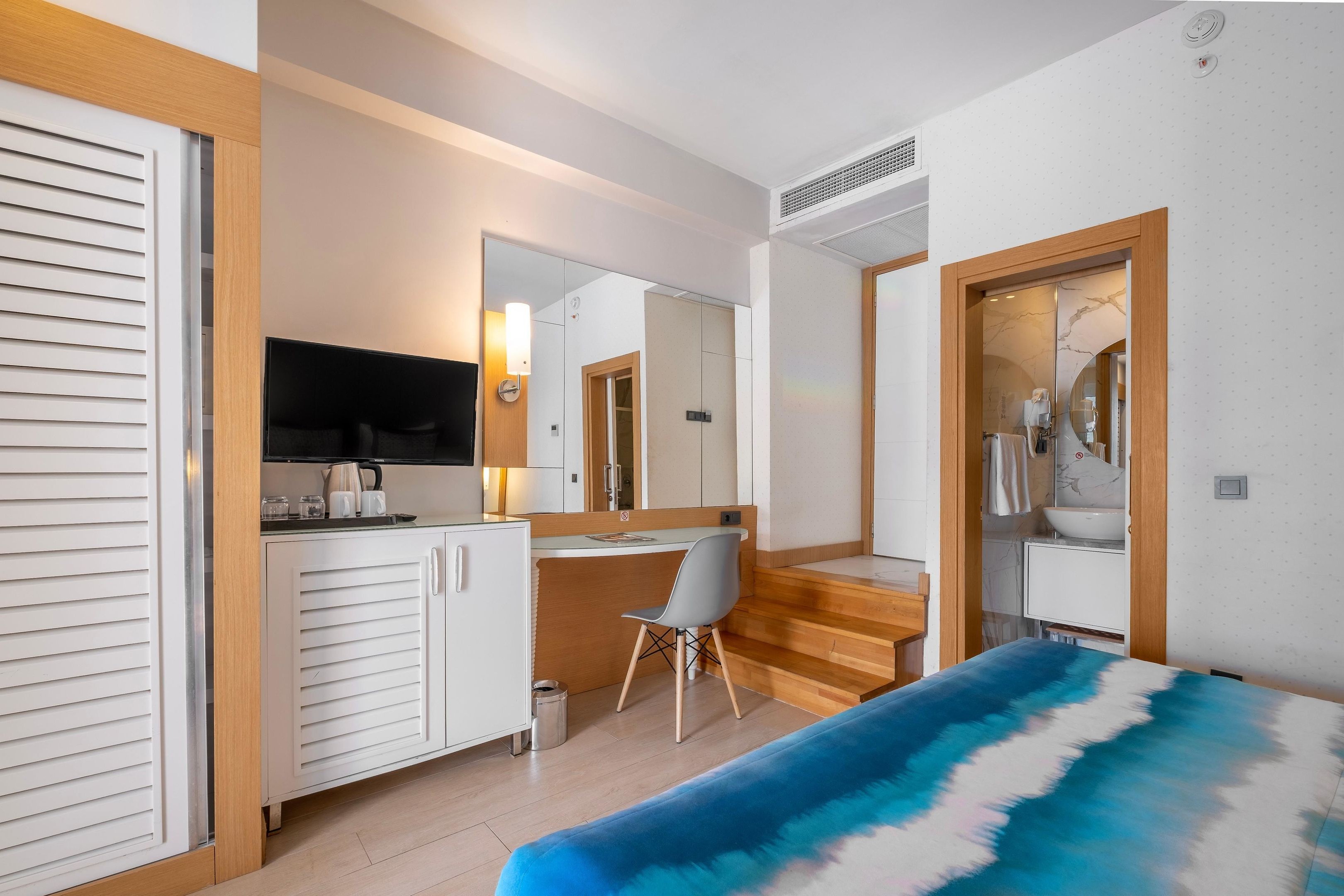 Long Beach Alanya, Trademark Collection by Wyndham suite in Alanya, Other than US/Canada