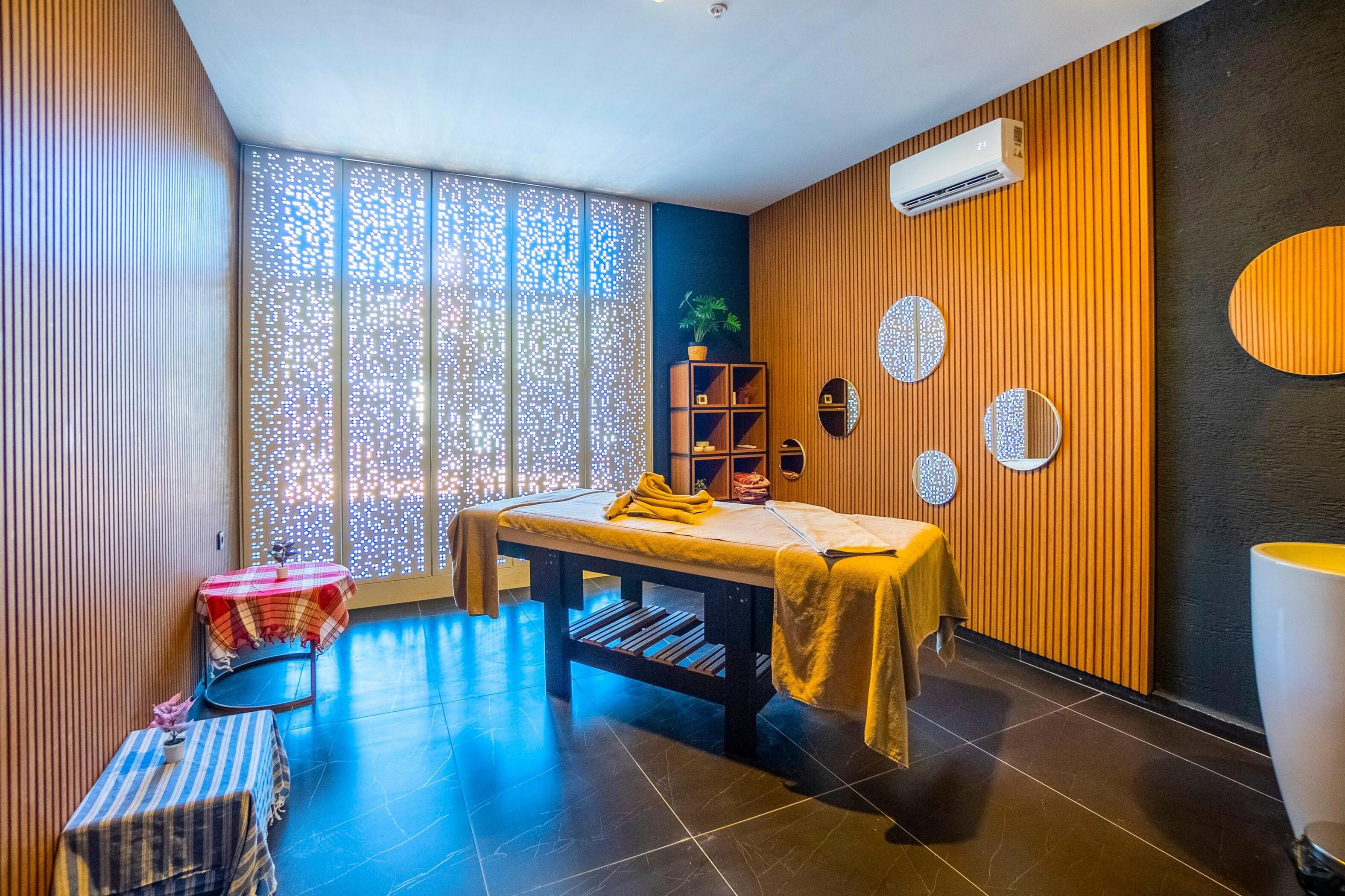 Long Beach Club Nature, Trademark Collection by Wyndham spa in Didim, Other than US/Canada