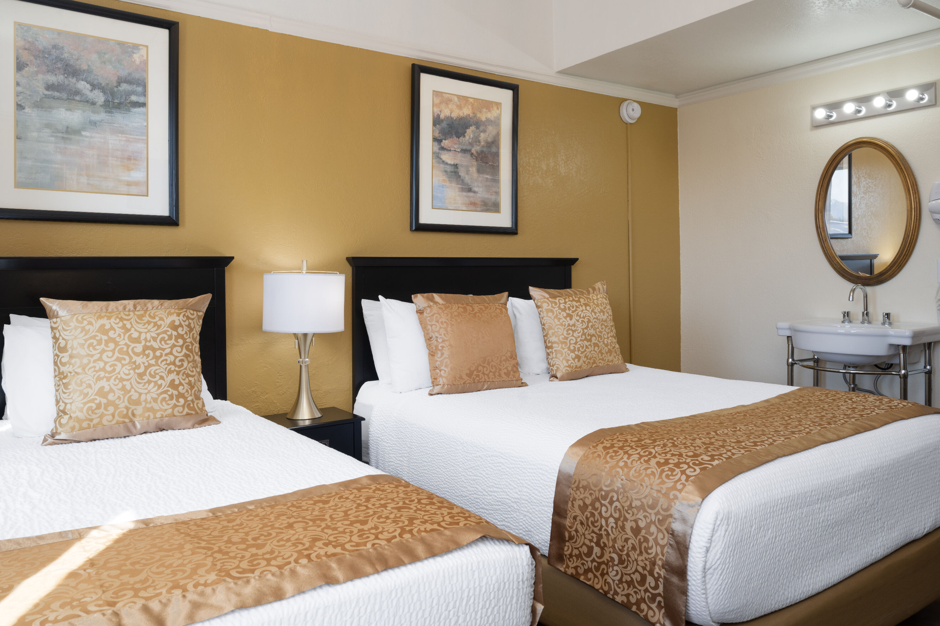 Gilmore Hotel, Trademark Collection by Wyndham suite in Ketchikan, Alaska