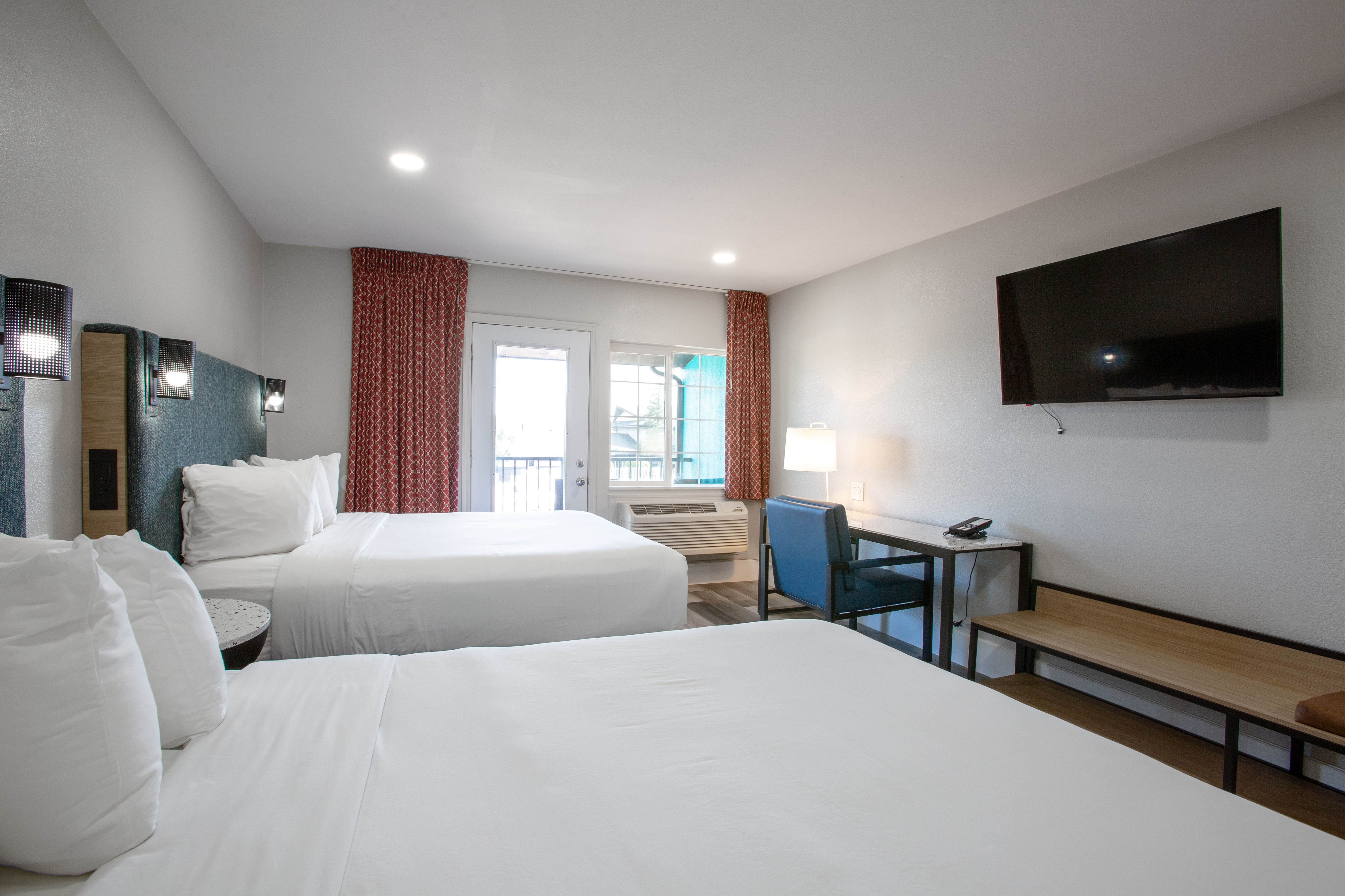 Guest room at the Hotel Elev8 Flagstaff, Trademark Collection by Wyndham in Flagstaff, Arizona