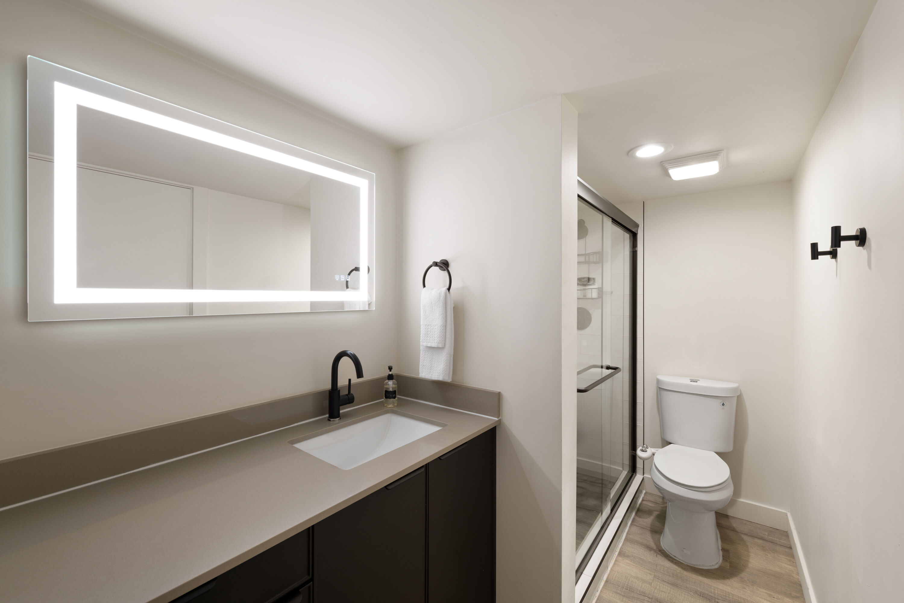 Guest room bath at the Papago Scottsdale by Reside, Trademark Collection by Wyndham in Scottsdale, Arizona