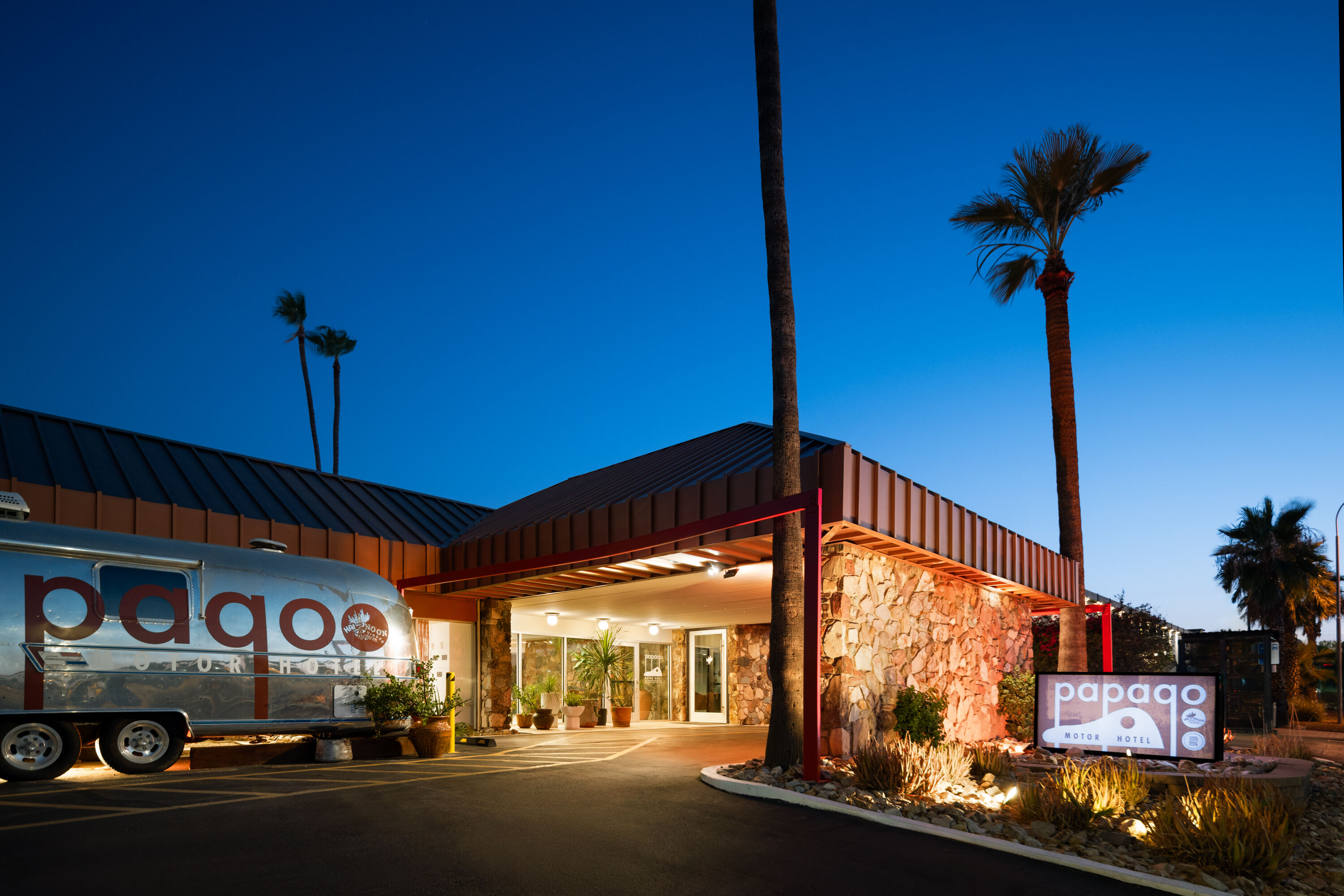 Exterior Dusk Image of Papago Scottsdale by Reside, Trademark Collection by Wyndham hotel in Scottsdale, Arizona