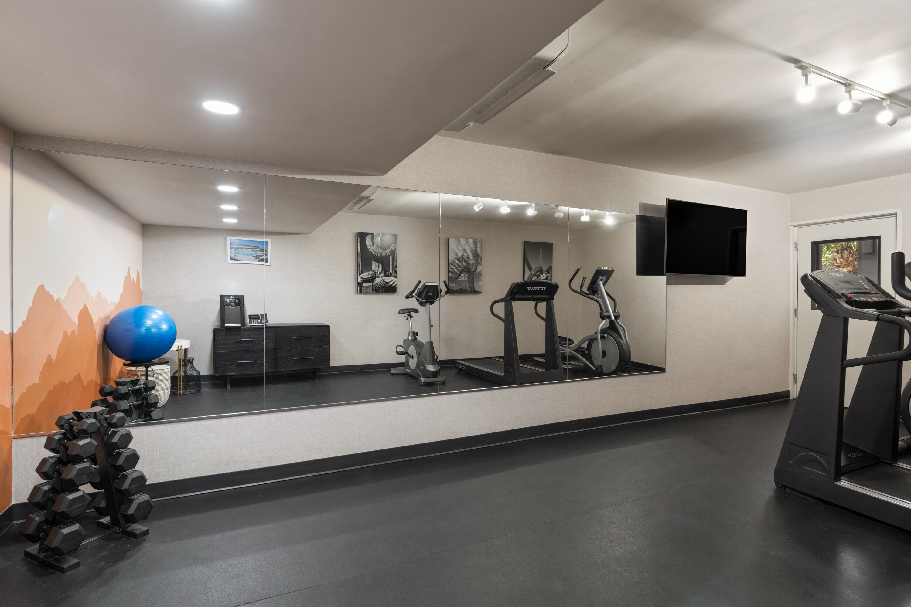 Fitness room at Papago Scottsdale by Reside, Trademark Collection by Wyndham in Scottsdale, Arizona