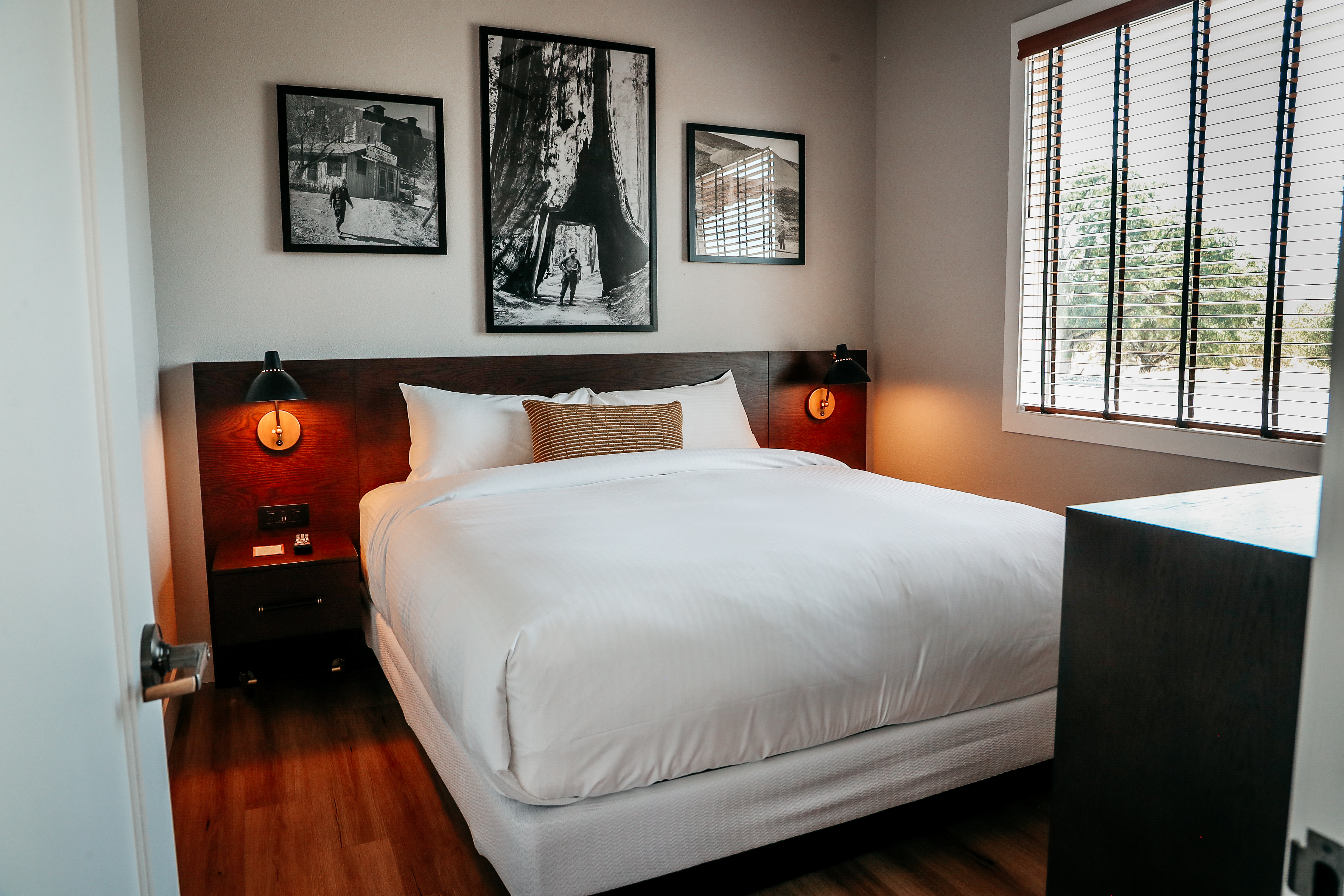 Guest room at the Gateway Hotel, Trademark Collection by Wyndham in Copperopolis, California