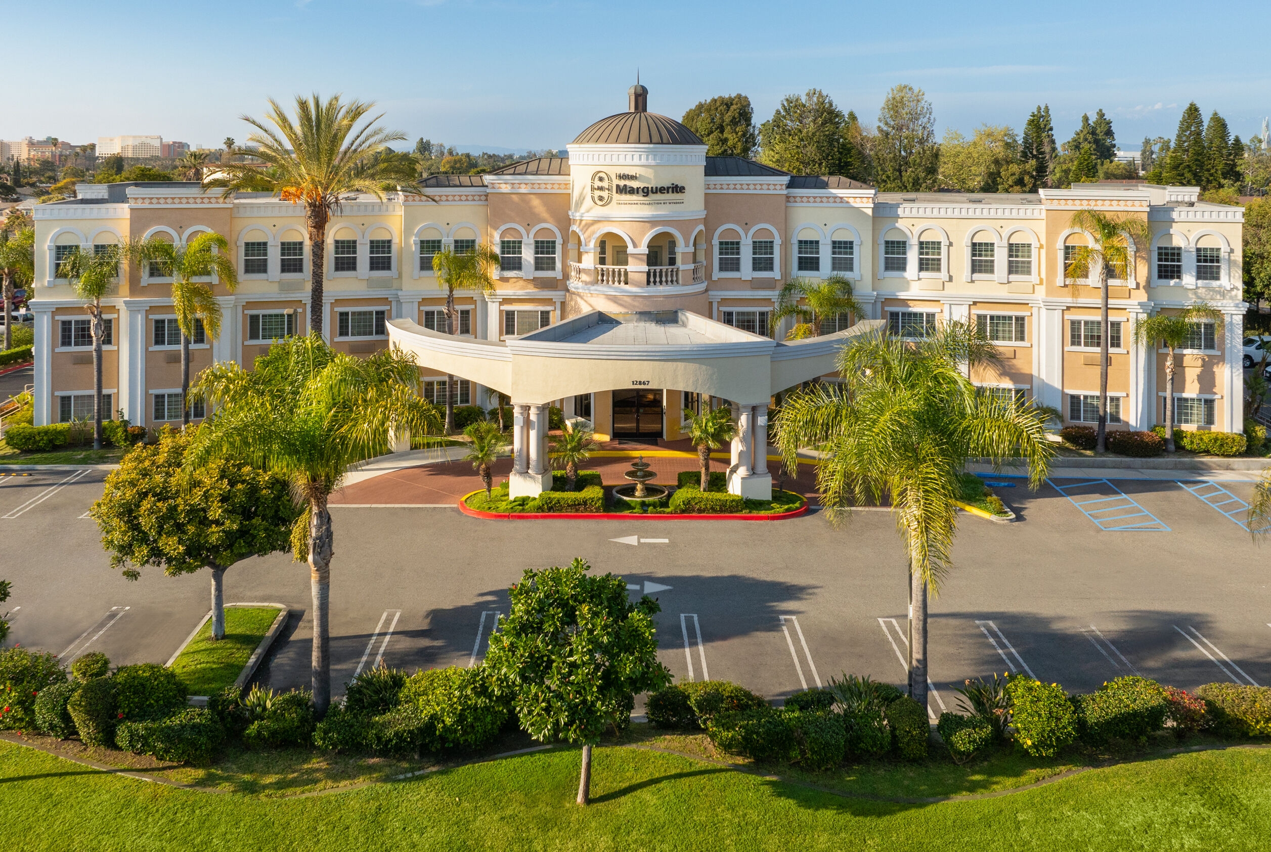 Exterior Day Image of Hotel Marguerite Anaheim/Garden Grove, Trademark Collection hotel in Garden Grove, California