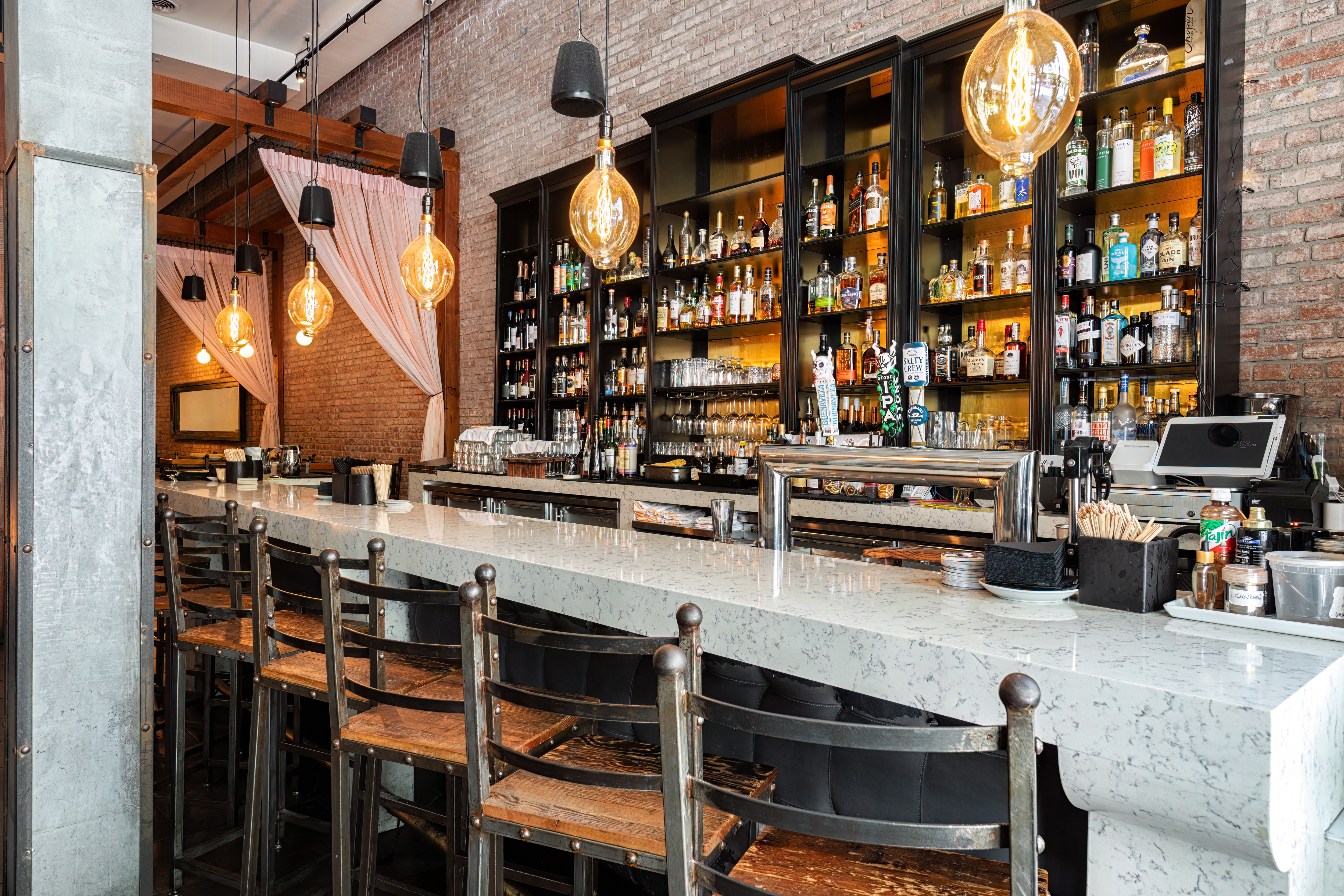 The O Hotel, Trademark Collection by Wyndham lobby bar in Los Angeles, California