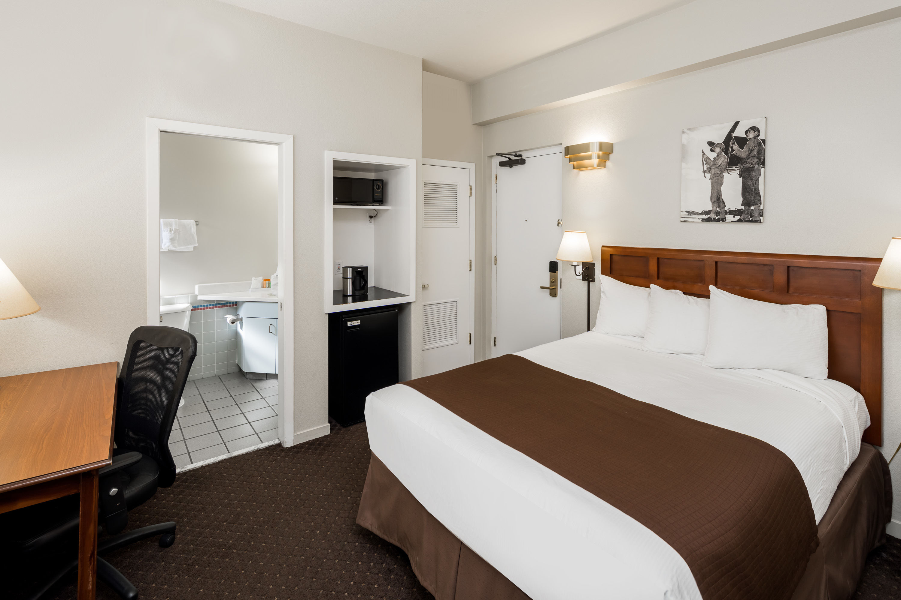 Lions Gate Hotel Trademark Collection By Wyndham Mcclellan Park Ca Hotels