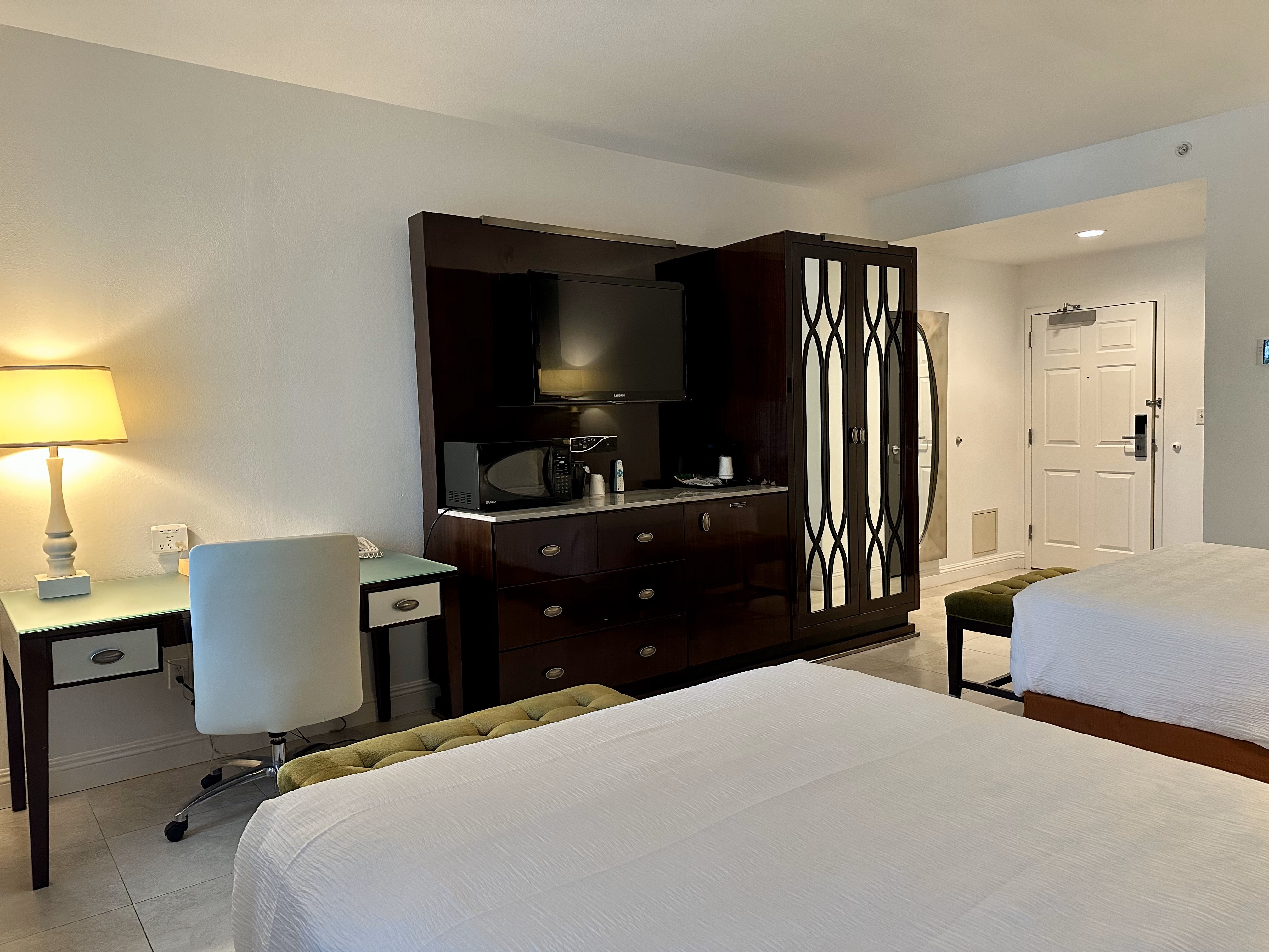 Guest room at the Rocklin Park Hotel, Trademark Collection by Wyndham in Rocklin, California