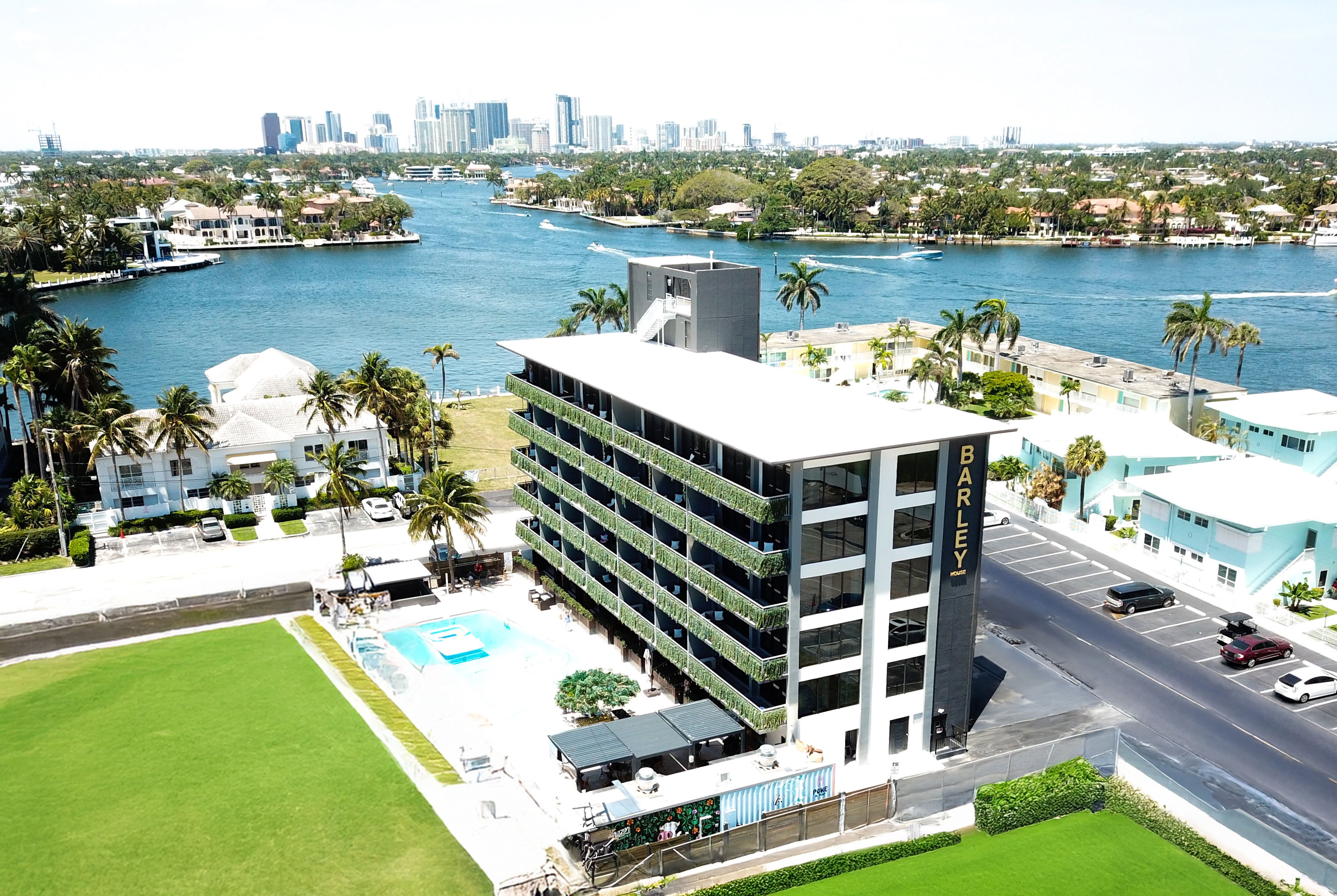 Exterior of Barley House Hotel, Trademark Collection by Wyndham hotel in Fort Lauderdale, Florida