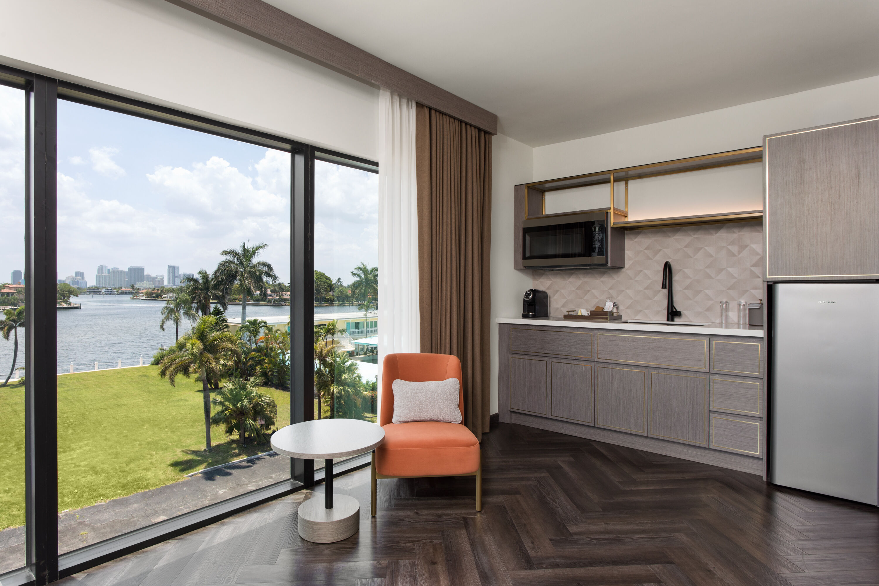 Guest room at the Barley House Hotel, Trademark Collection by Wyndham in Fort Lauderdale, Florida