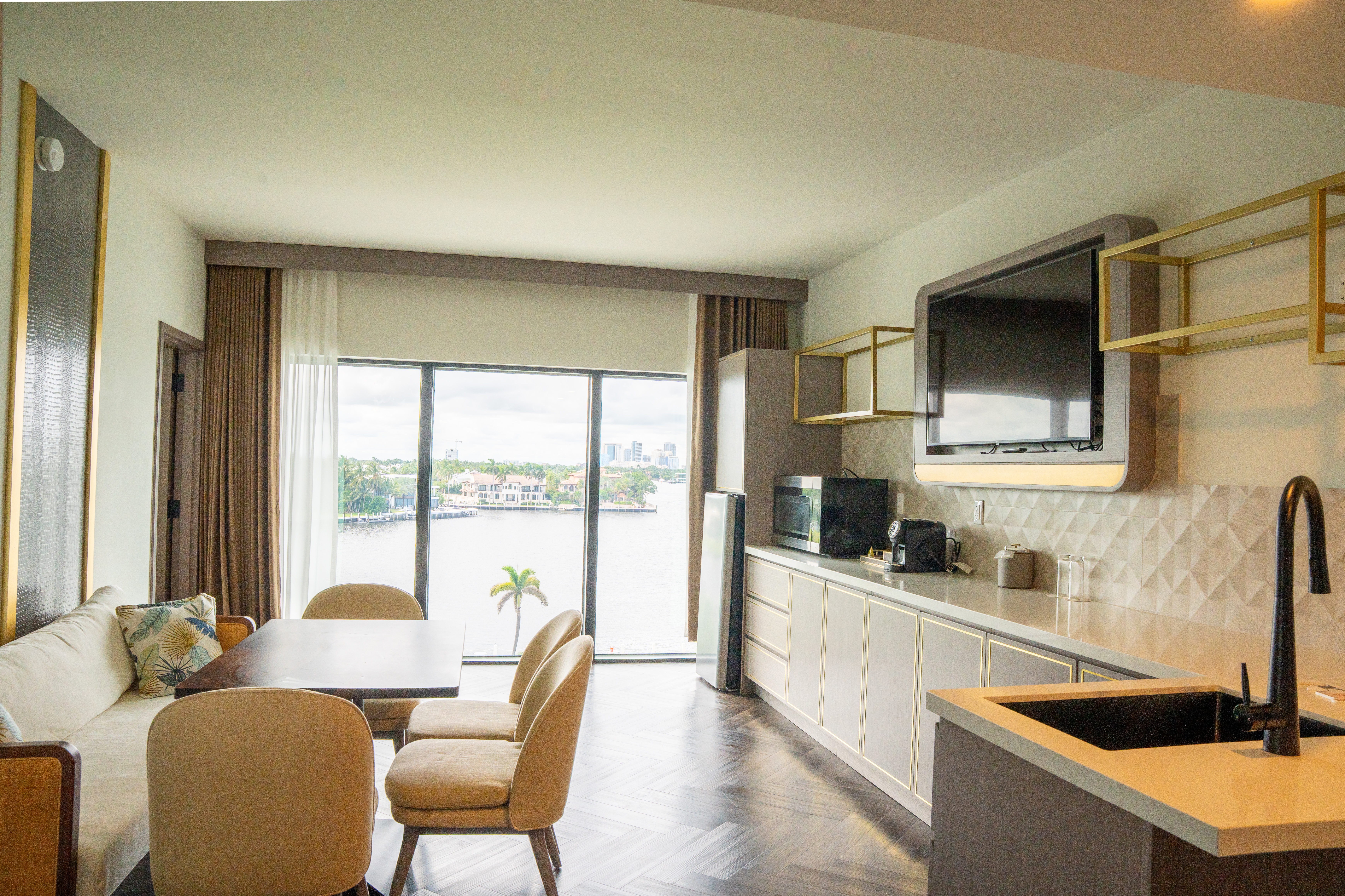 Guest room at the Barley House Hotel, Trademark Collection by Wyndham in Fort Lauderdale, Florida