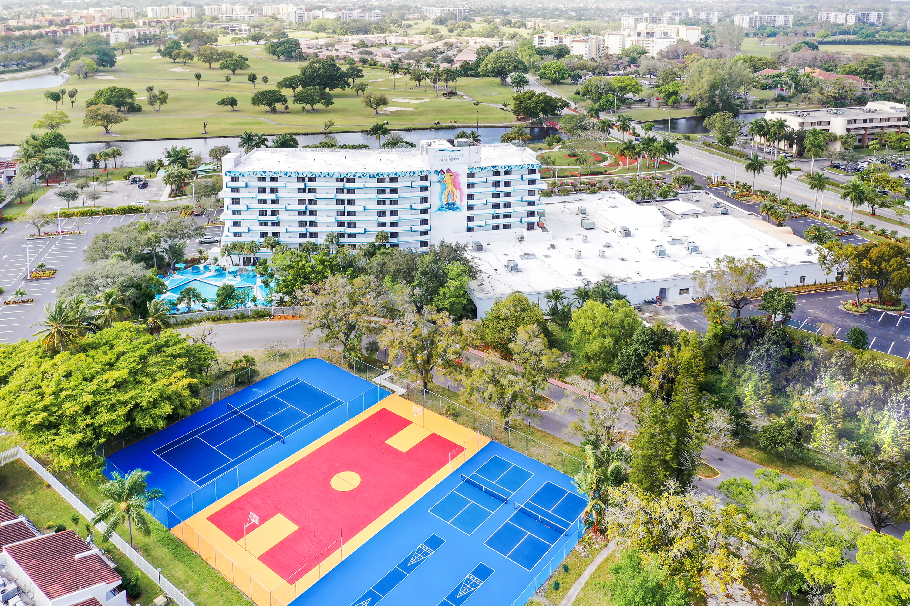 Chateau Mar Golf Resort