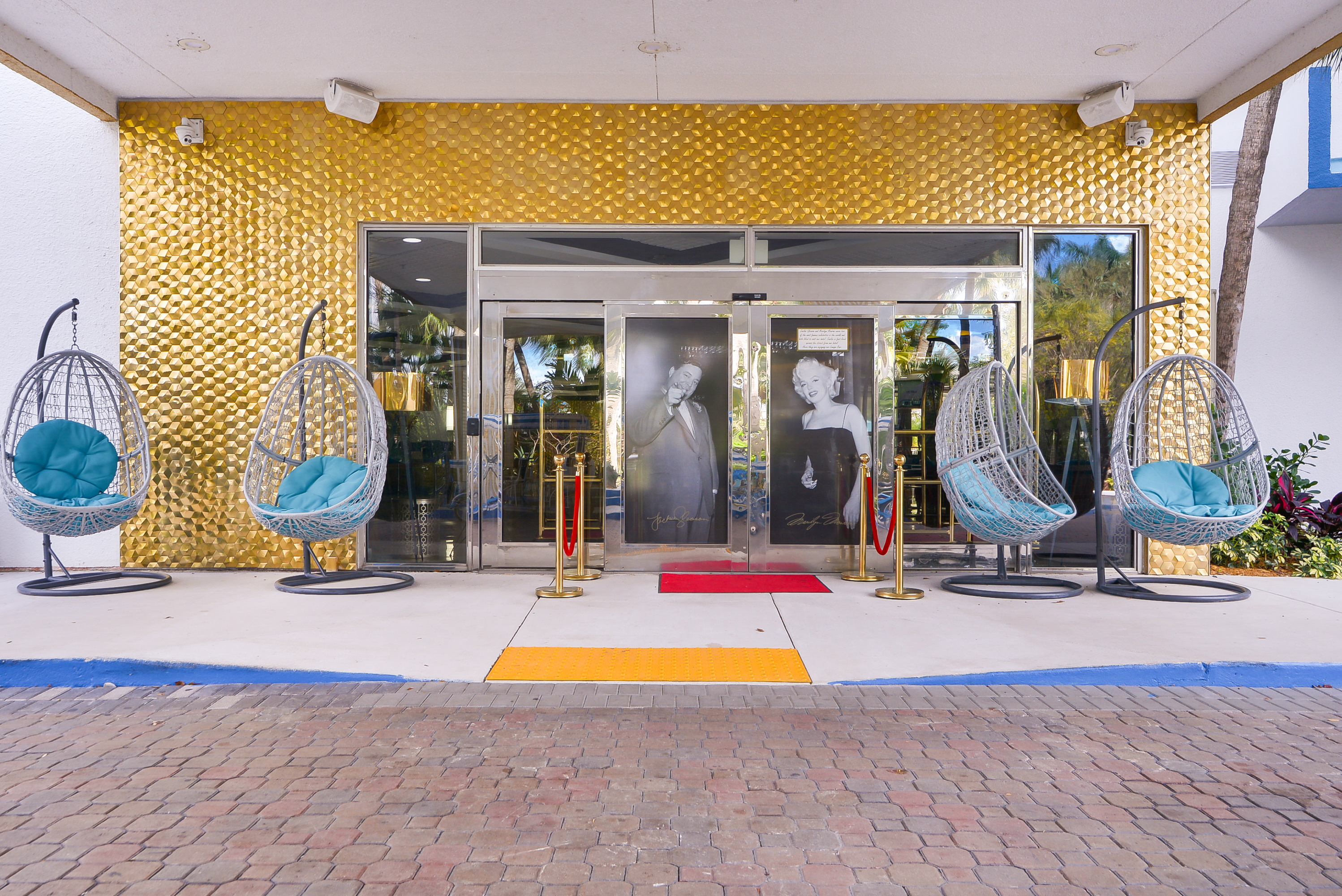 Exterior of Chateau Mar Golf Resort, Trademark Collection by Wyndham hotel in Lauderhill, Florida