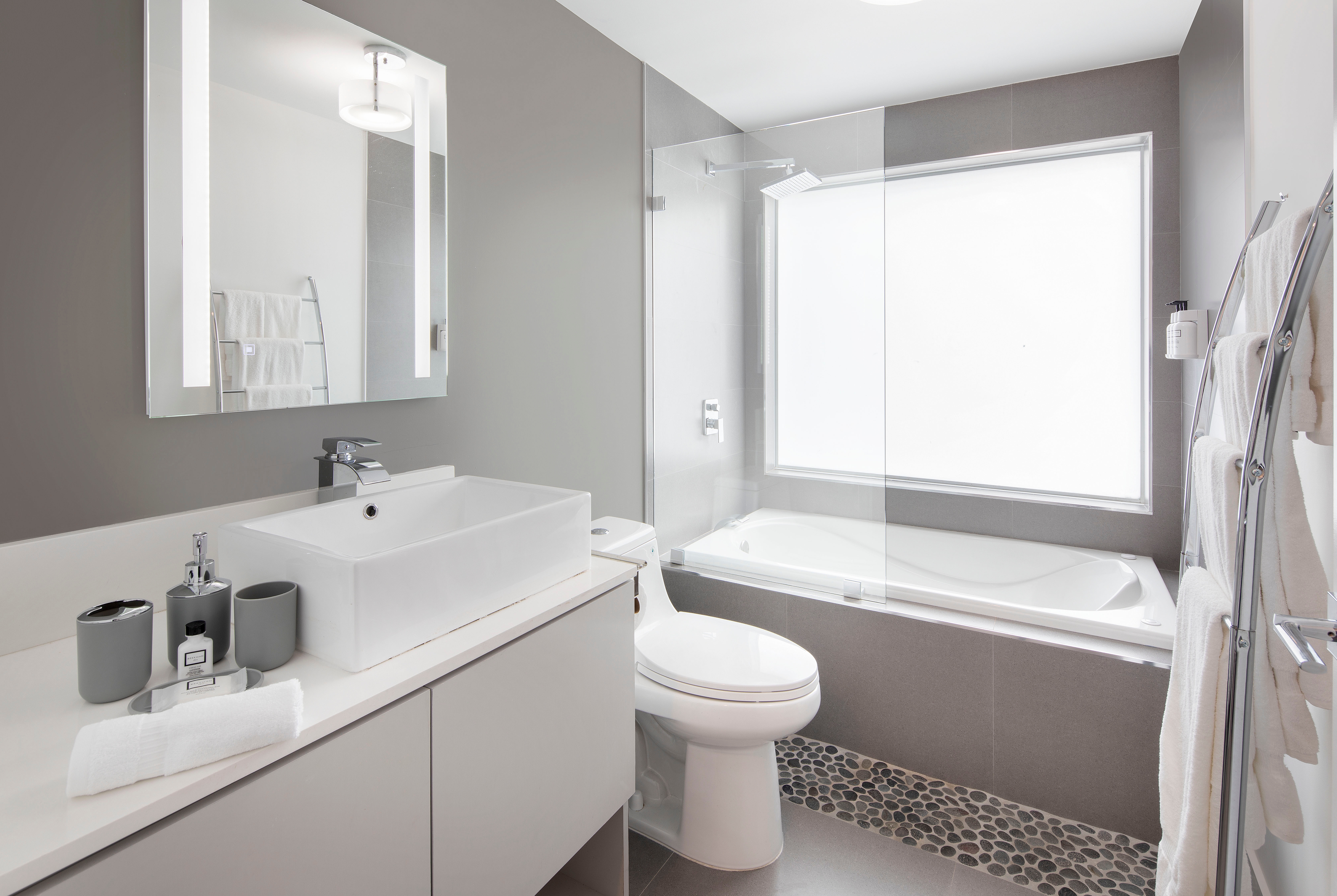 Guest room bath at the MB Hotel, Trademark Collection by Wyndham in Miami Beach, Florida