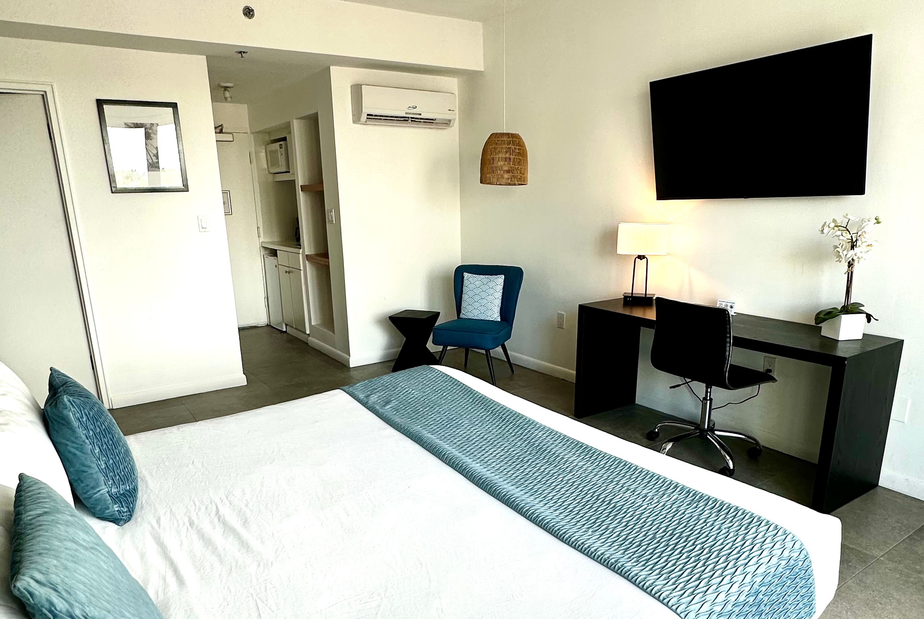 Guest room at the MB Hotel, Trademark Collection by Wyndham in Miami Beach, Florida