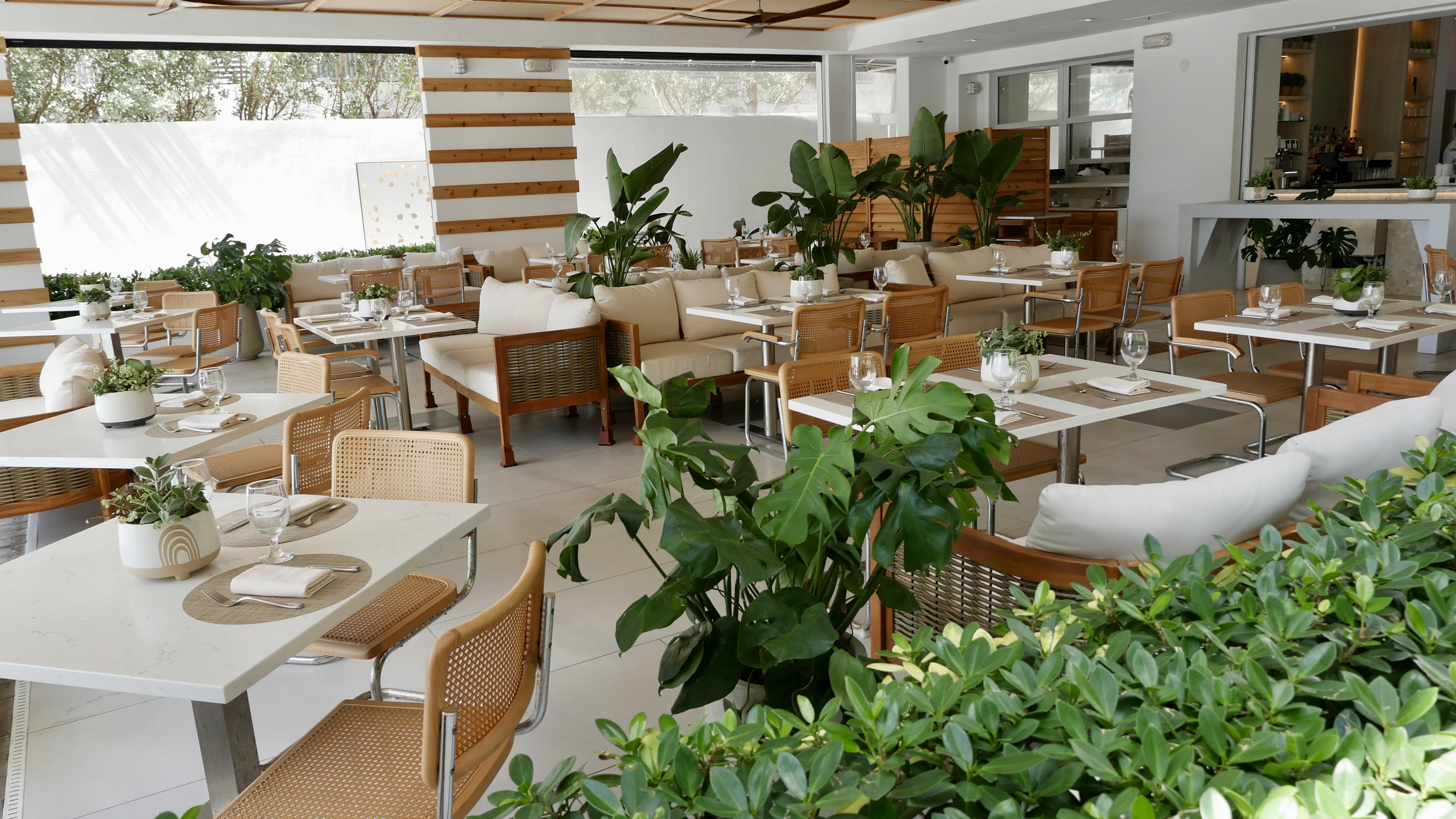 MB Hotel, Trademark Collection by Wyndham restaurant in Miami Beach, Florida