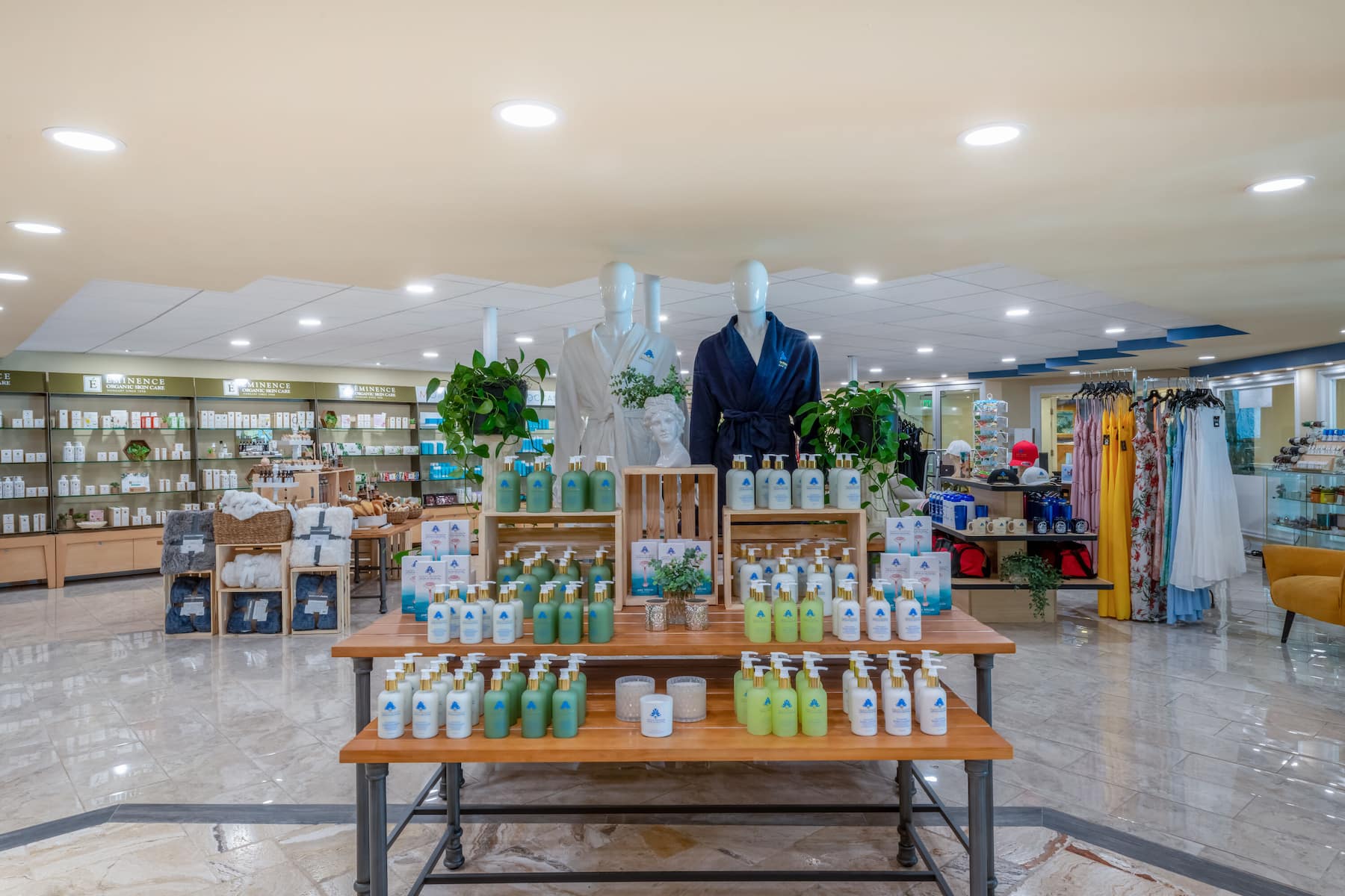 Gift shop at Safety Harbor Resort & Spa, Trademark Collection by Wyndham in Safety Harbor, Florida