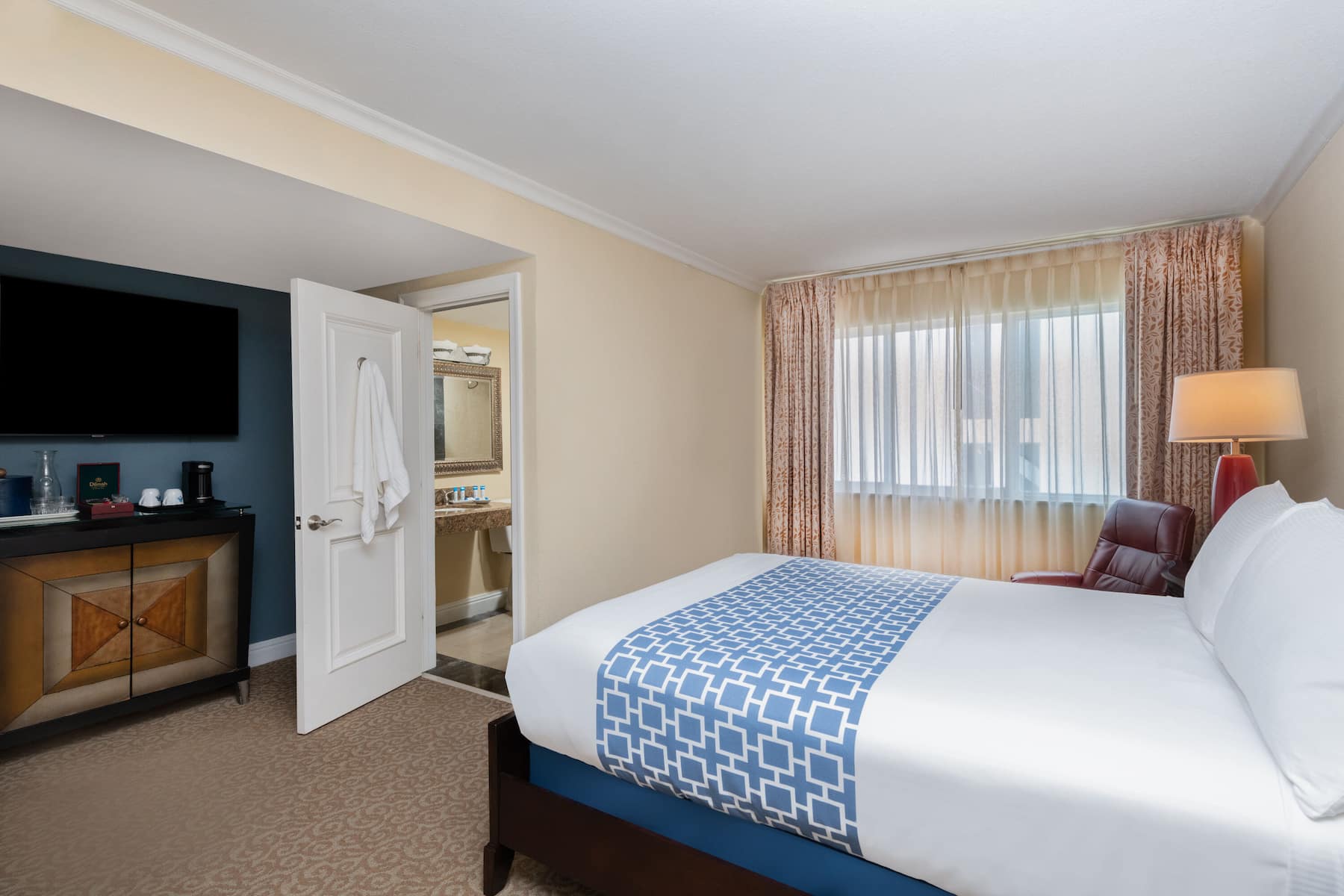 Guest room at the Safety Harbor Resort & Spa, Trademark Collection by Wyndham in Safety Harbor, Florida
