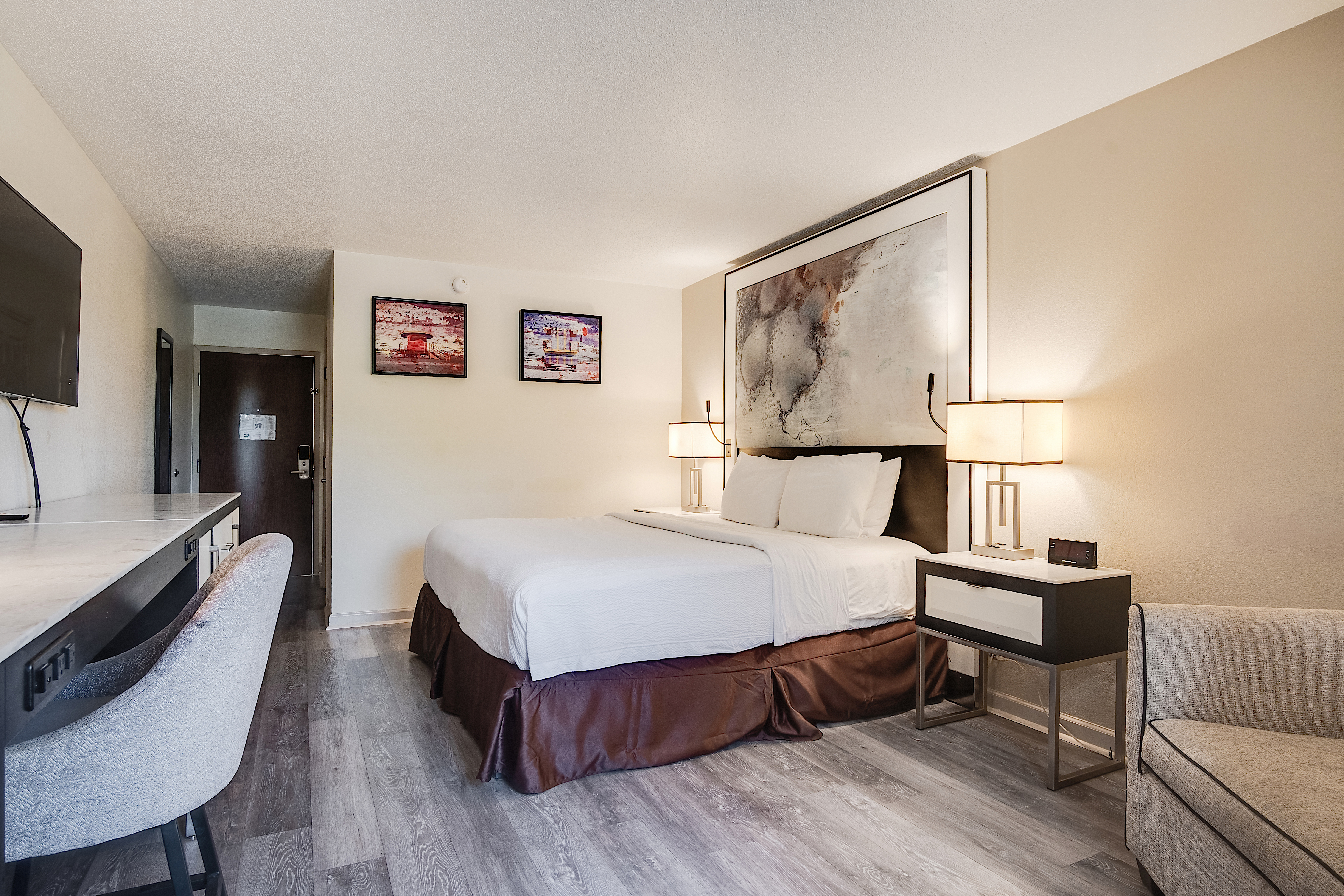 Guest room at the Cottonwood Suites Savannah Hotel & Conference Center in Pooler, Georgia