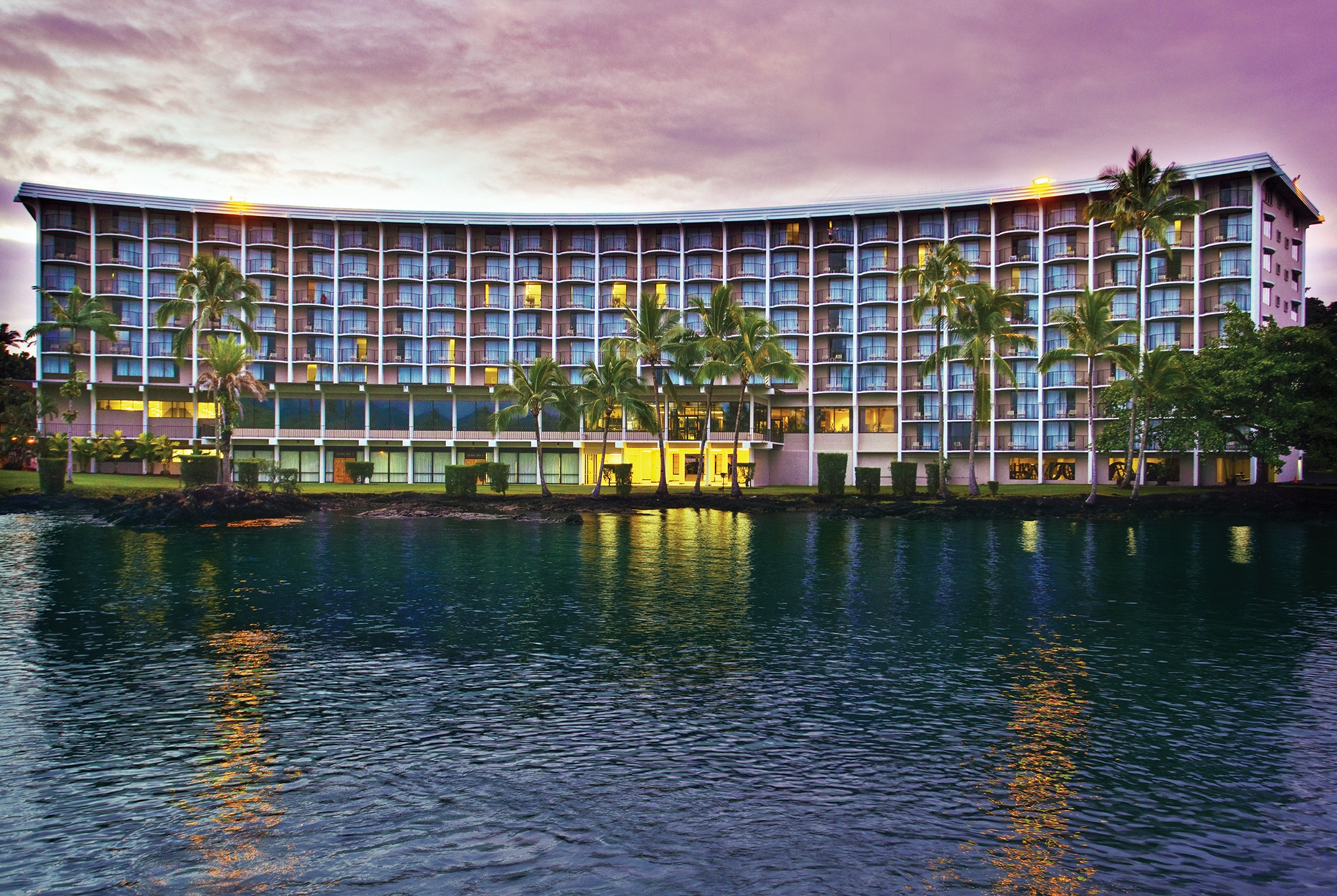 Exterior of Hilo Hawaiian Hotel, Trademark Collection by Wyndham hotel in Hilo, Hawaii