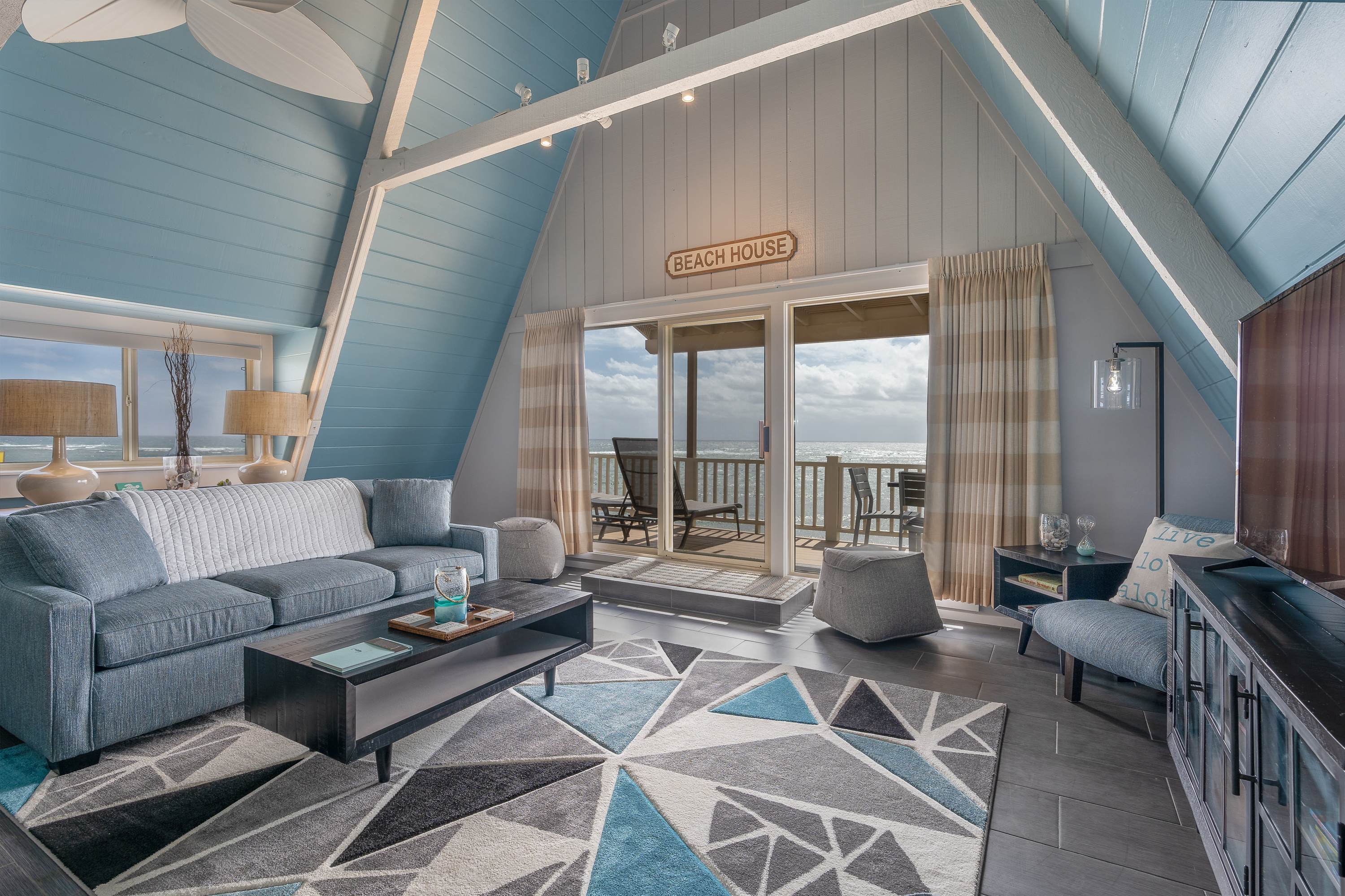 Guest room at the THE ISO HOTEL, Trademark Collection by Wyndham in Kapaa, Hawaii