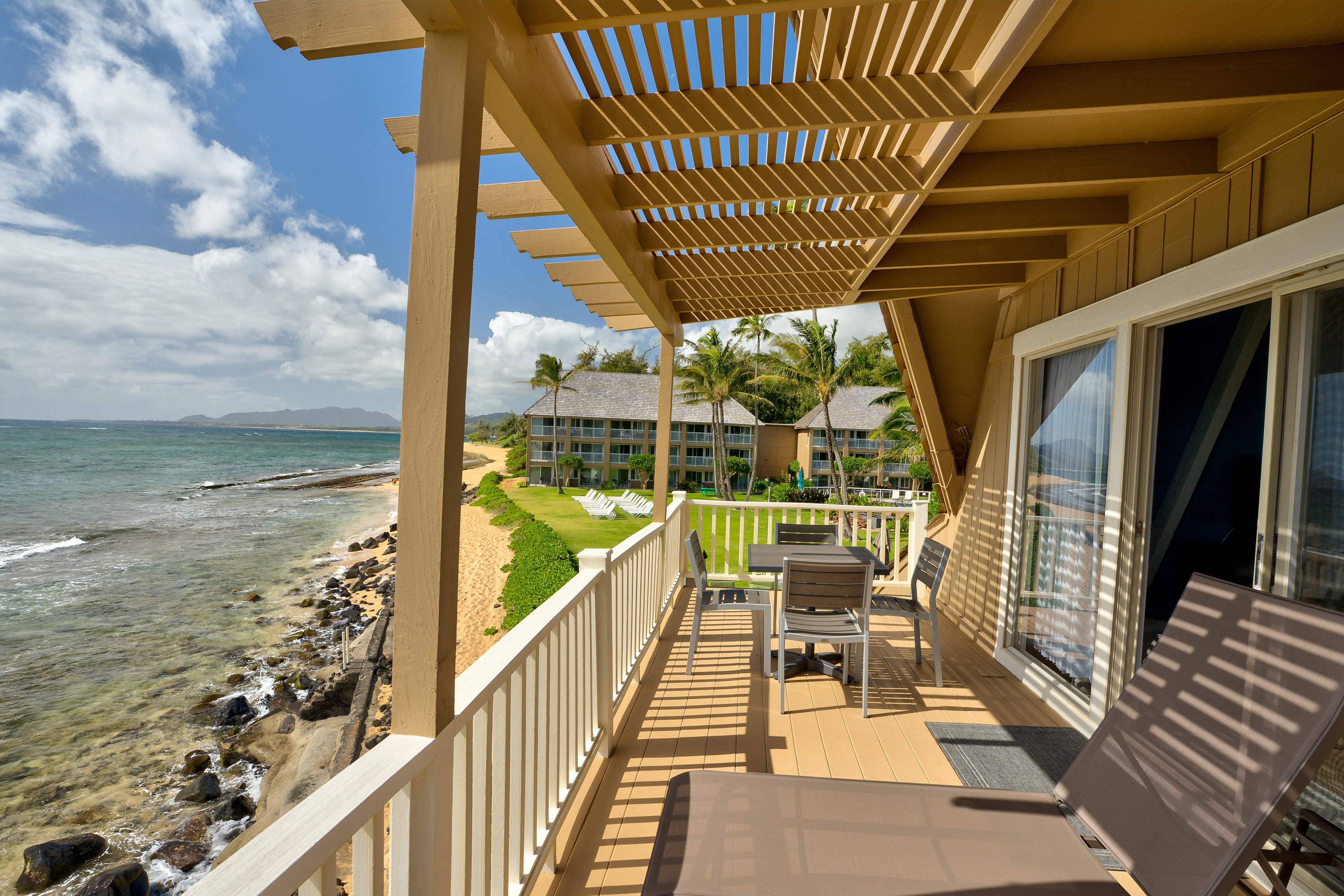 Guest room feature at the THE ISO HOTEL, Trademark Collection by Wyndham in Kapaa, Hawaii