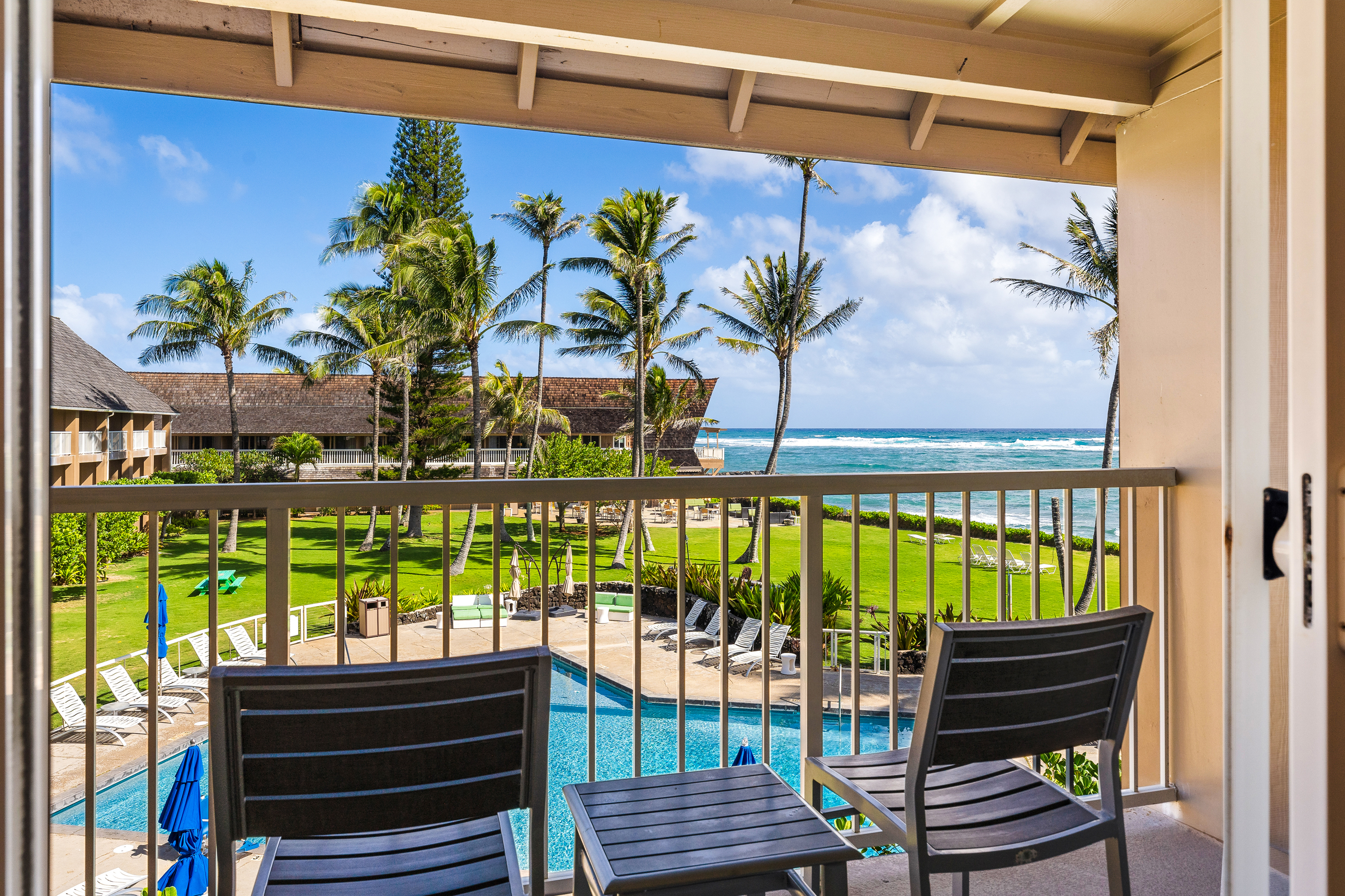 Guest room feature at the THE ISO HOTEL, Trademark Collection by Wyndham in Kapaa, Hawaii
