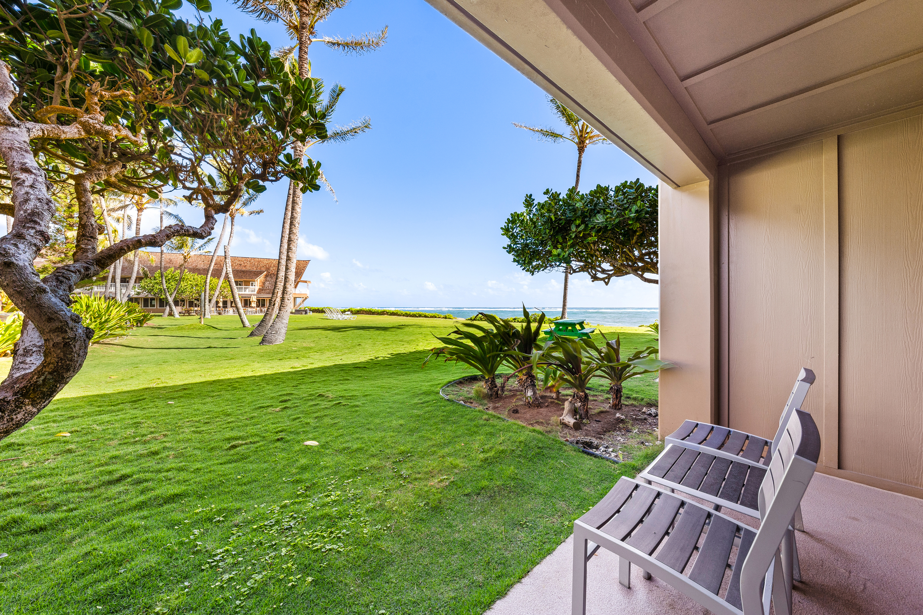 Guest room feature at the THE ISO HOTEL, Trademark Collection by Wyndham in Kapaa, Hawaii