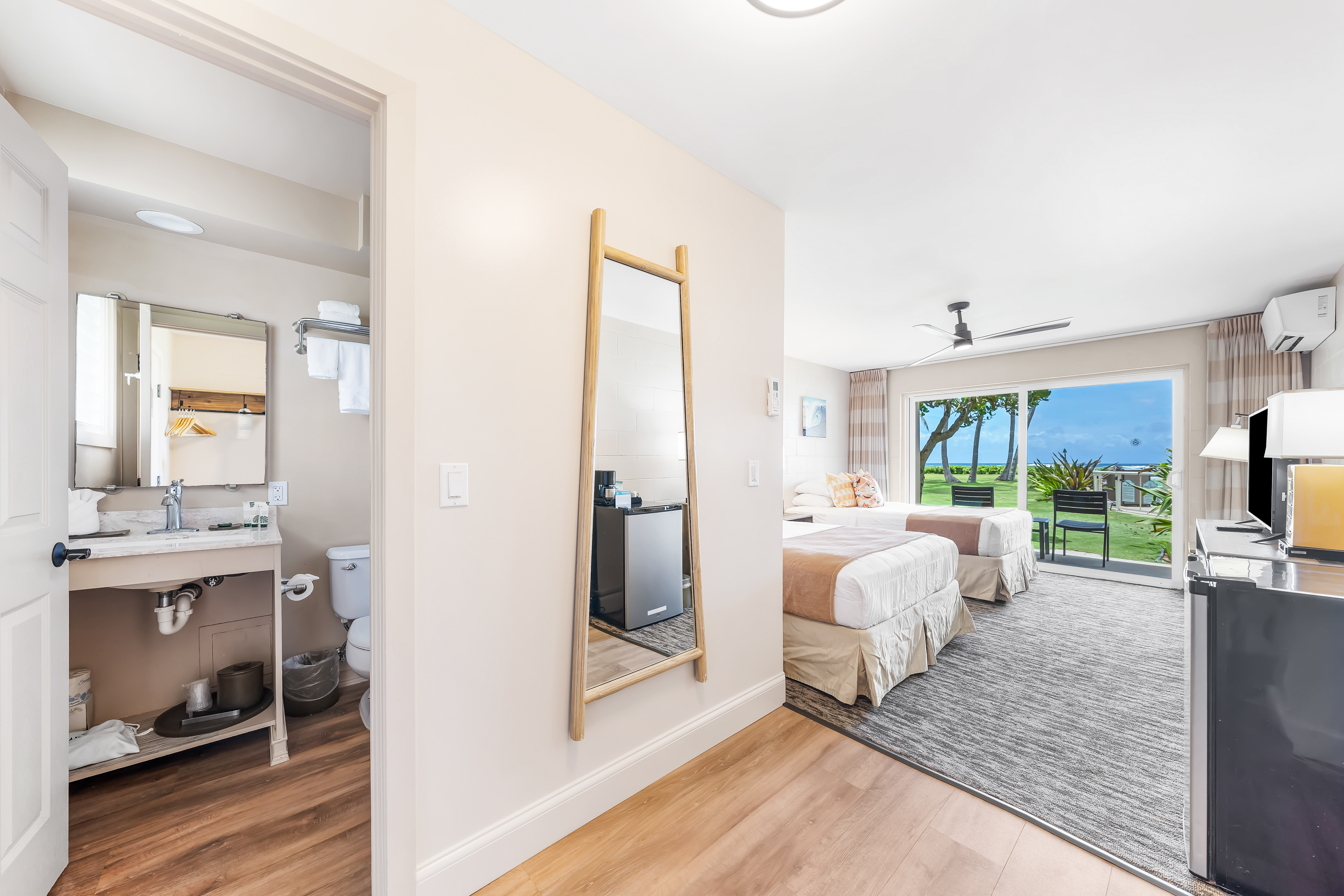 Guest room at the THE ISO HOTEL, Trademark Collection by Wyndham in Kapaa, Hawaii