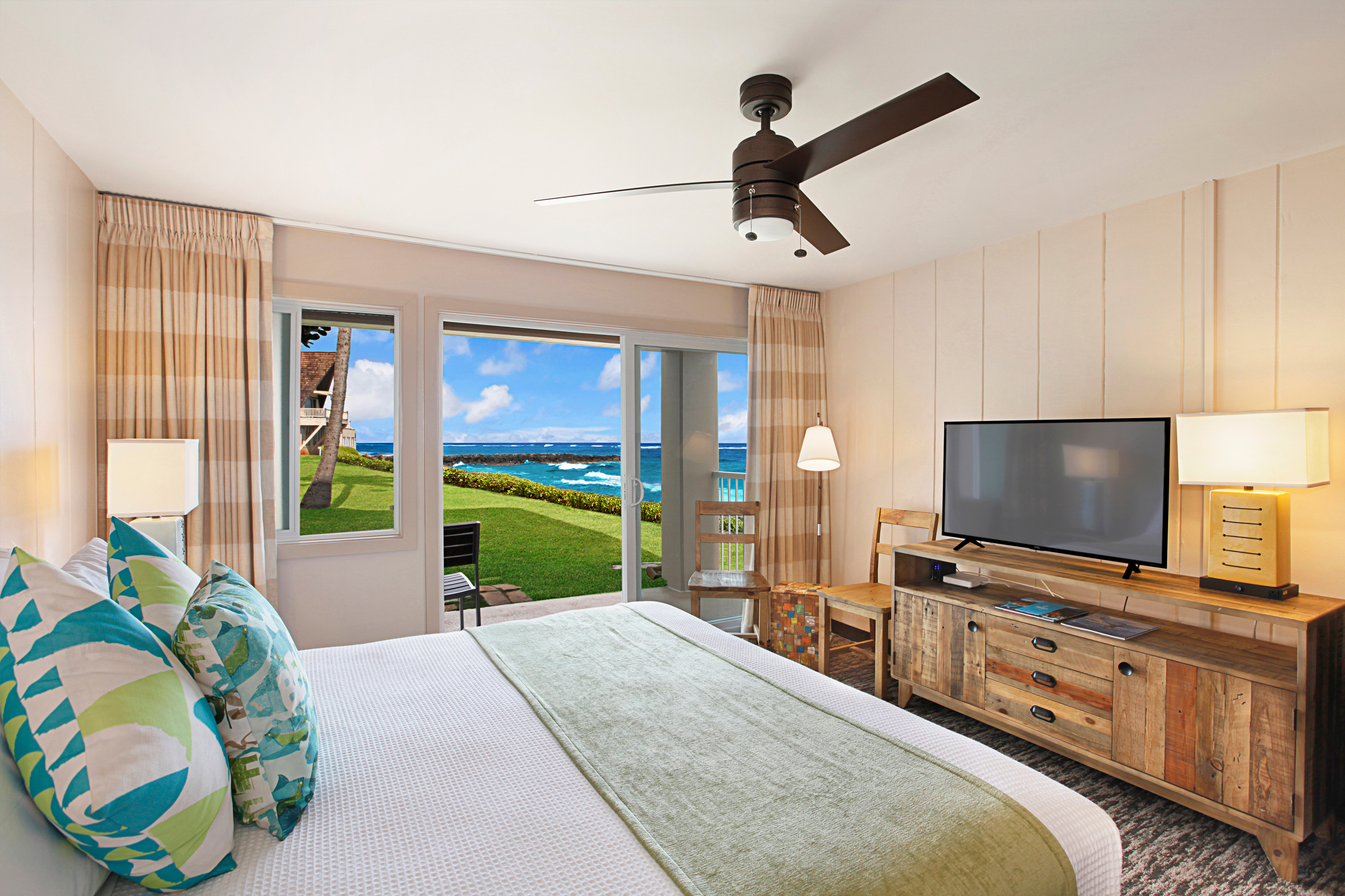 Guest room at the THE ISO HOTEL, Trademark Collection by Wyndham in Kapaa, Hawaii