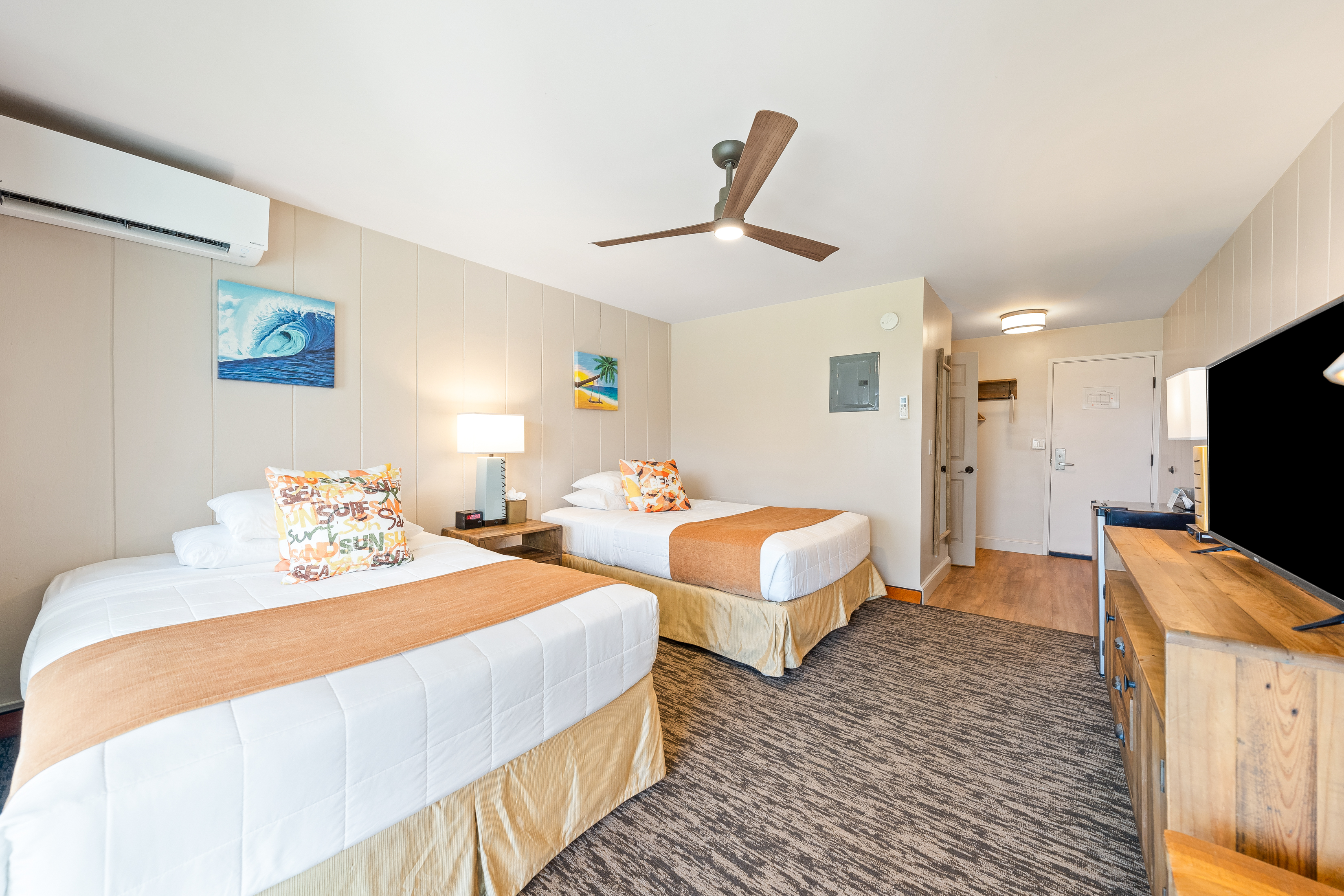 Guest room at the THE ISO HOTEL, Trademark Collection by Wyndham in Kapaa, Hawaii