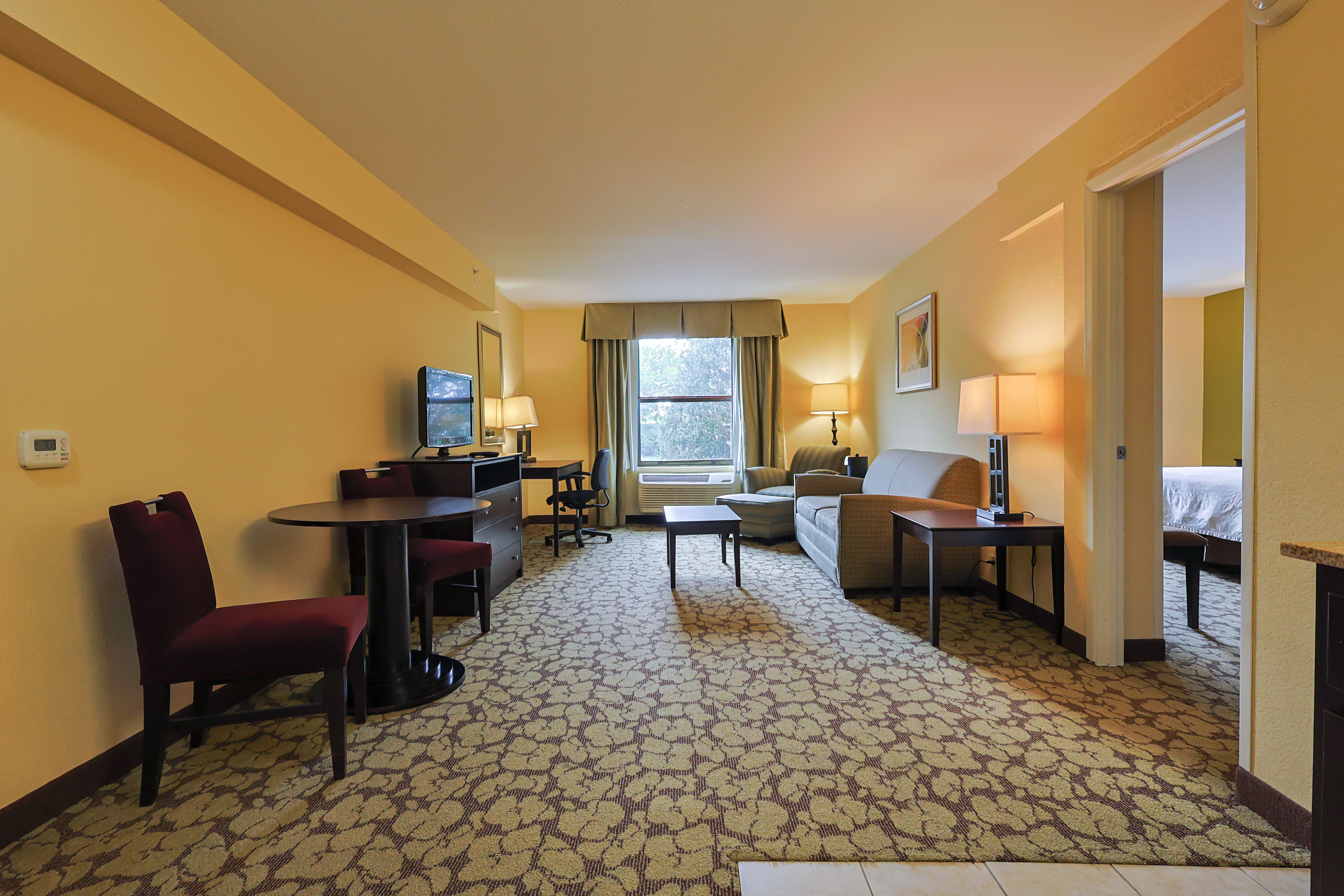 Guest room at the Hotel Gurnee in Gurnee, Illinois