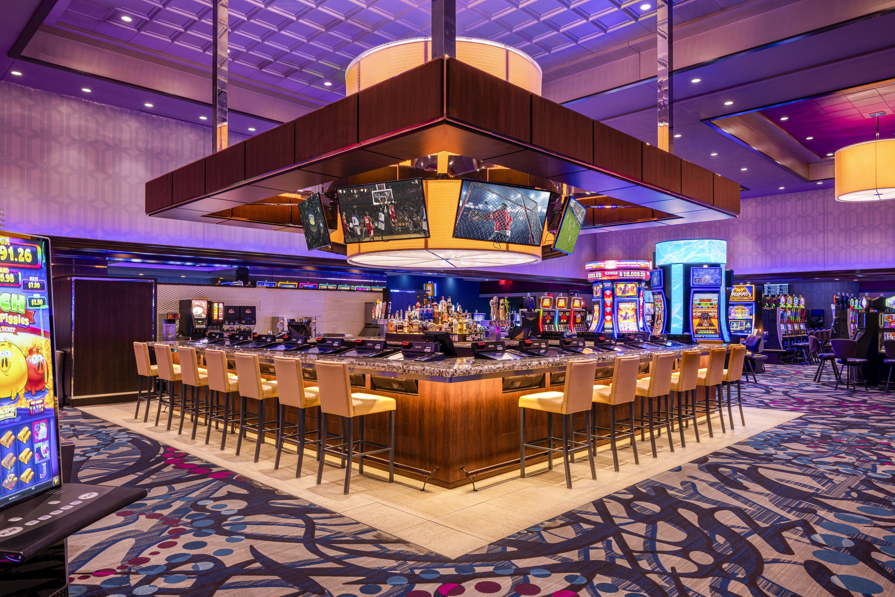 Bar at Harrah's Metropolis, Trademark Collection by Wyndham in Metropolis, Illinois
