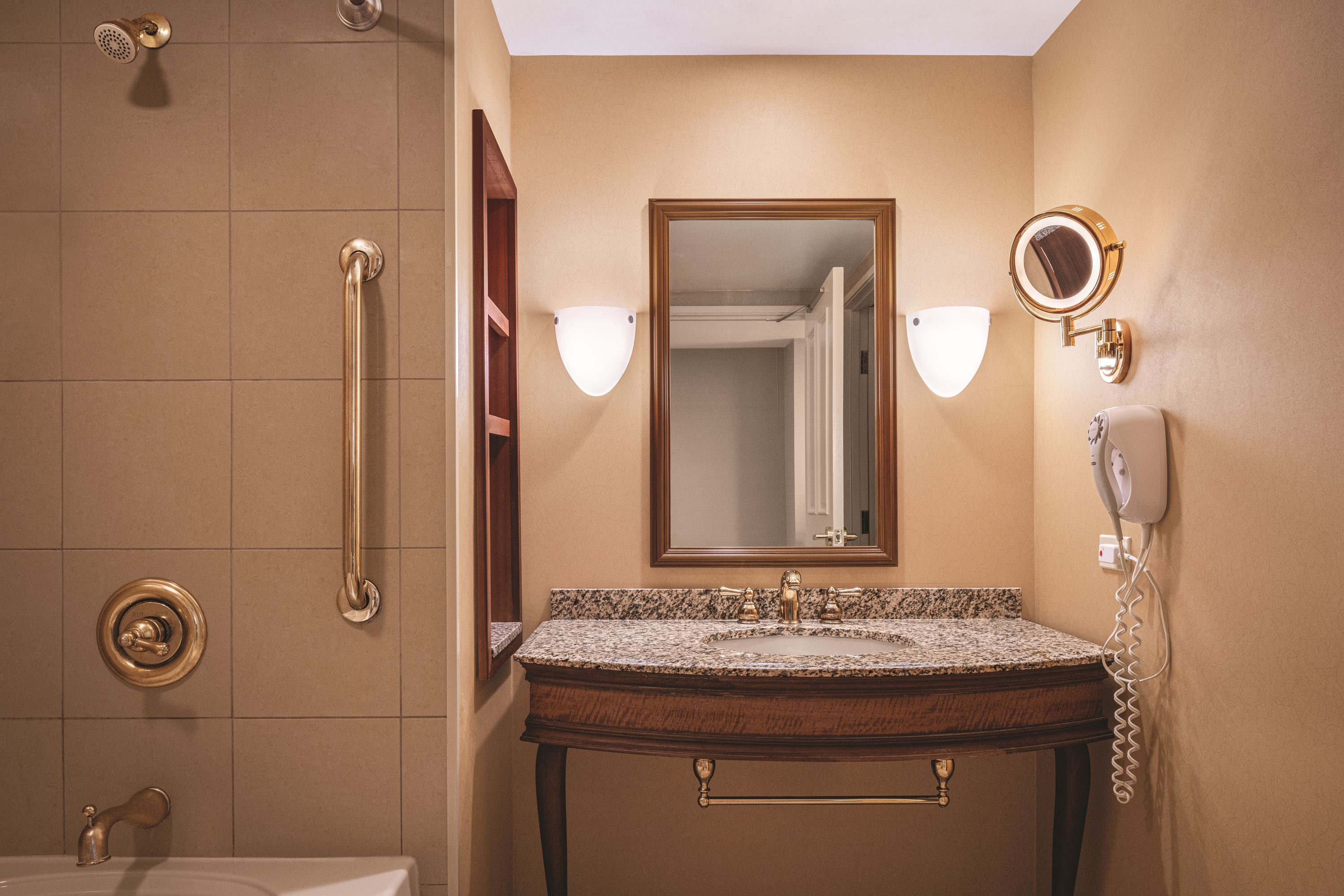 Guest room bath at the Harrah's Metropolis, Trademark Collection by Wyndham in Metropolis, Illinois