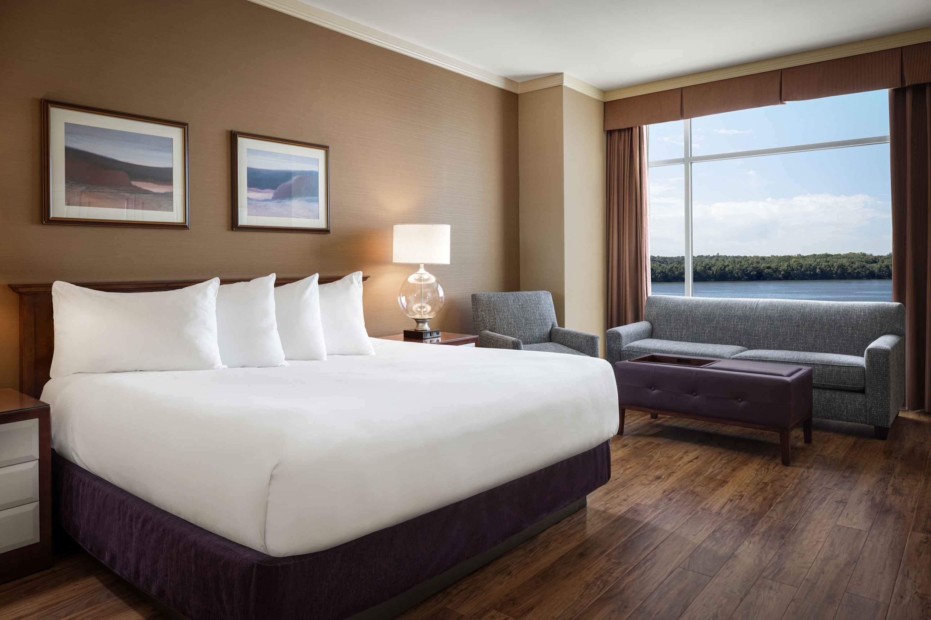 Guest room at the Harrah's Metropolis, Trademark Collection by Wyndham in Metropolis, Illinois