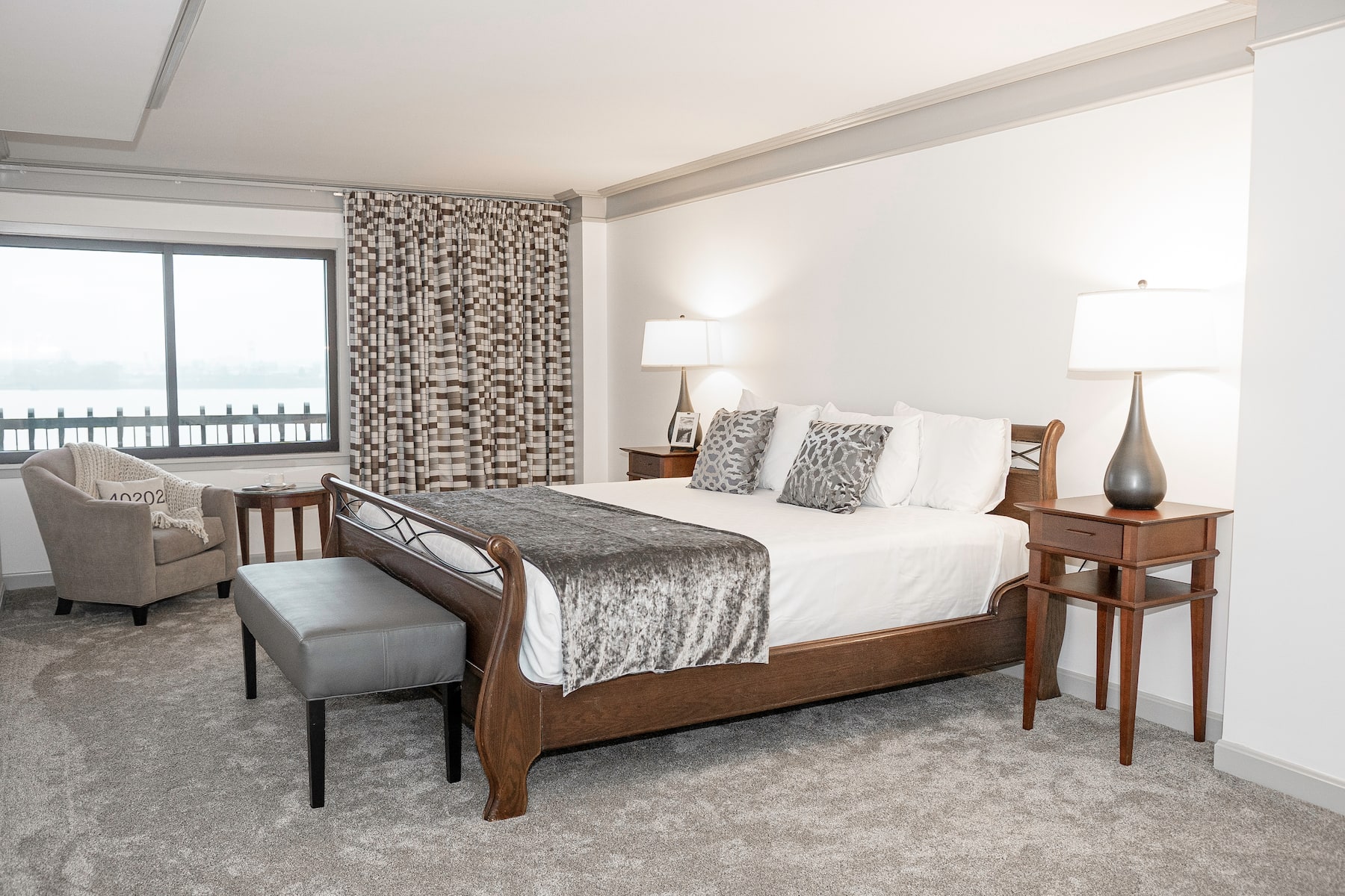 King bed guest room at the Galt House Hotel, Trademark Collection by Wyndham in Louisville, Kentucky