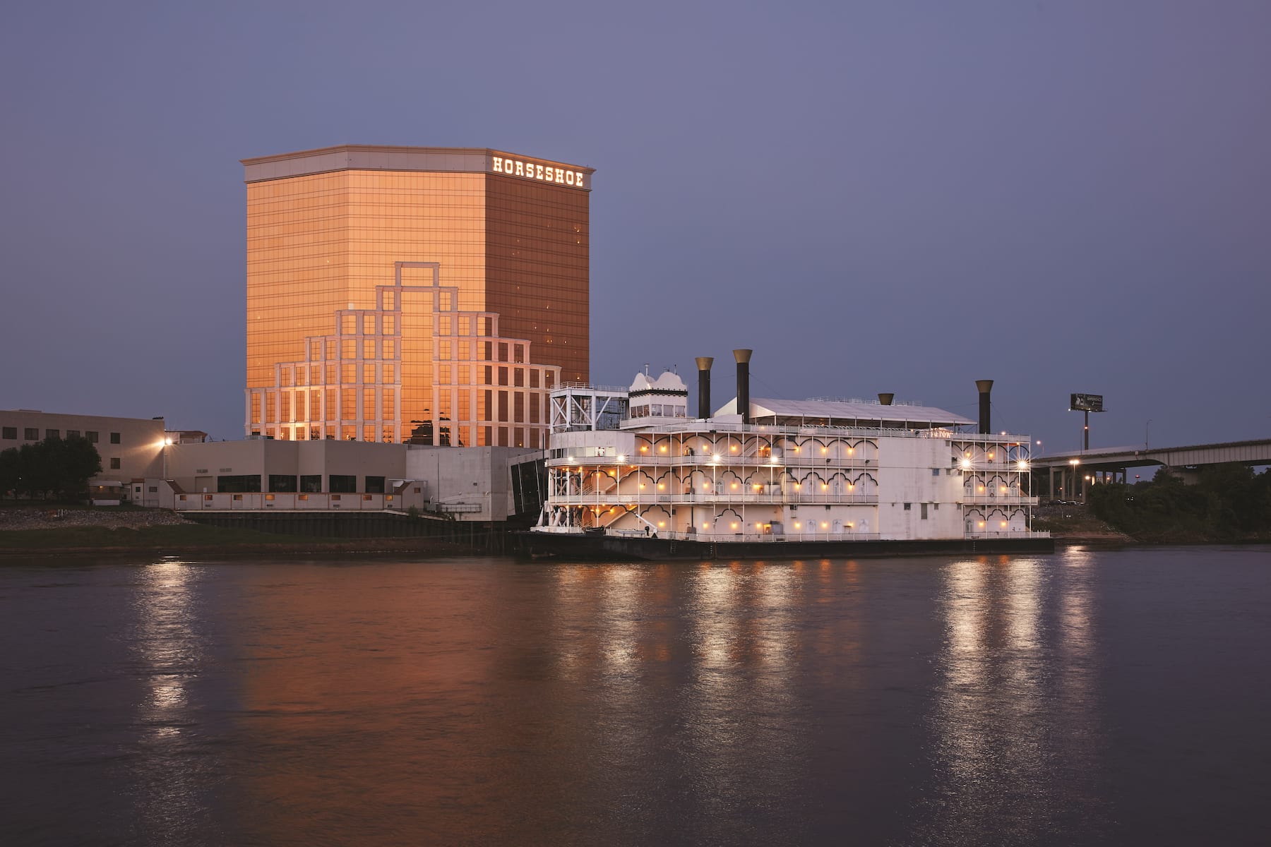 Exterior of Horseshoe Bossier City, Trademark Collection by Wyndham hotel in Bossier City, Louisiana