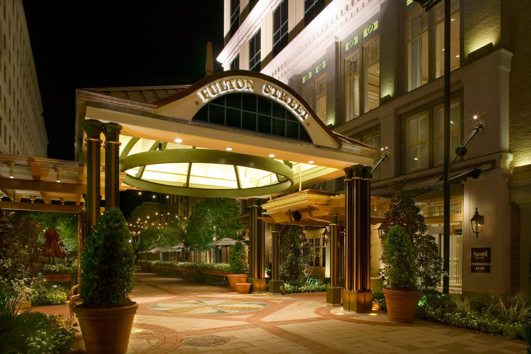 Exterior of Caesars New Orleans, Trademark Collection by Wyndham hotel in New Orleans, Louisiana