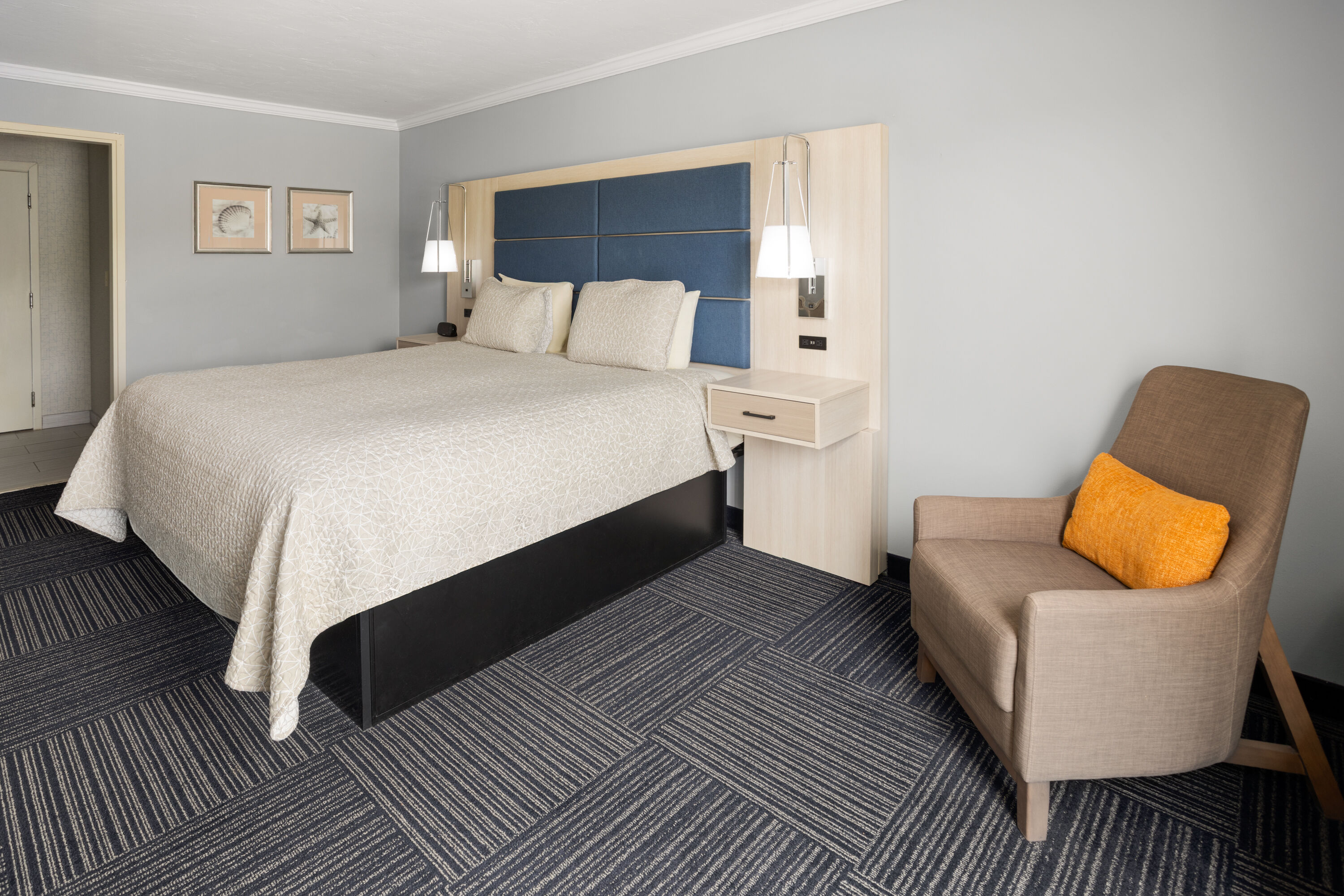 Guest room at the All Seasons Resort, Trademark Collection by Wyndham in South Yarmouth, Massachusetts