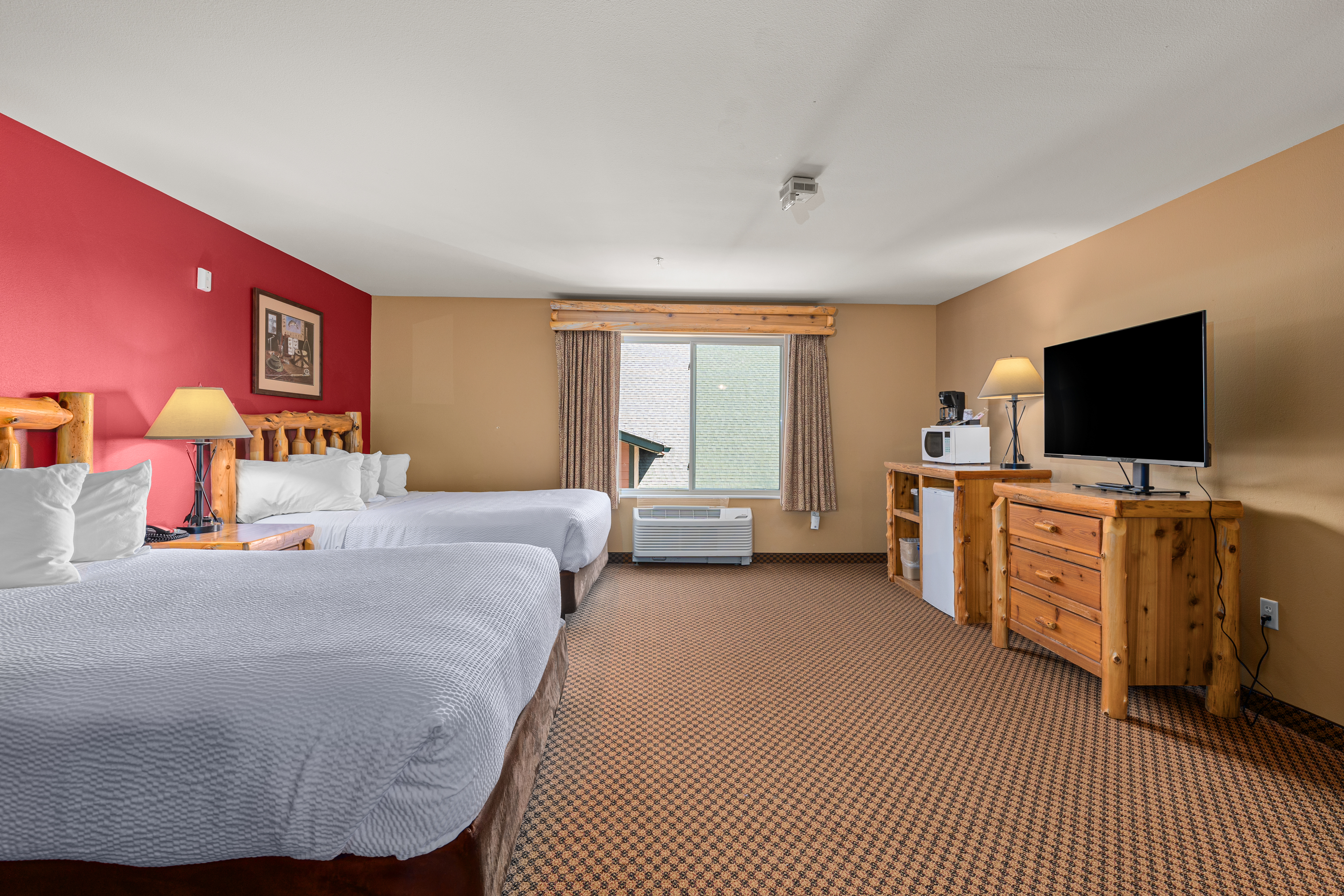 Guest room at the The Lodge at Brainerd Lakes, Trademark Collection by Wyndham in Baxter, Minnesota
