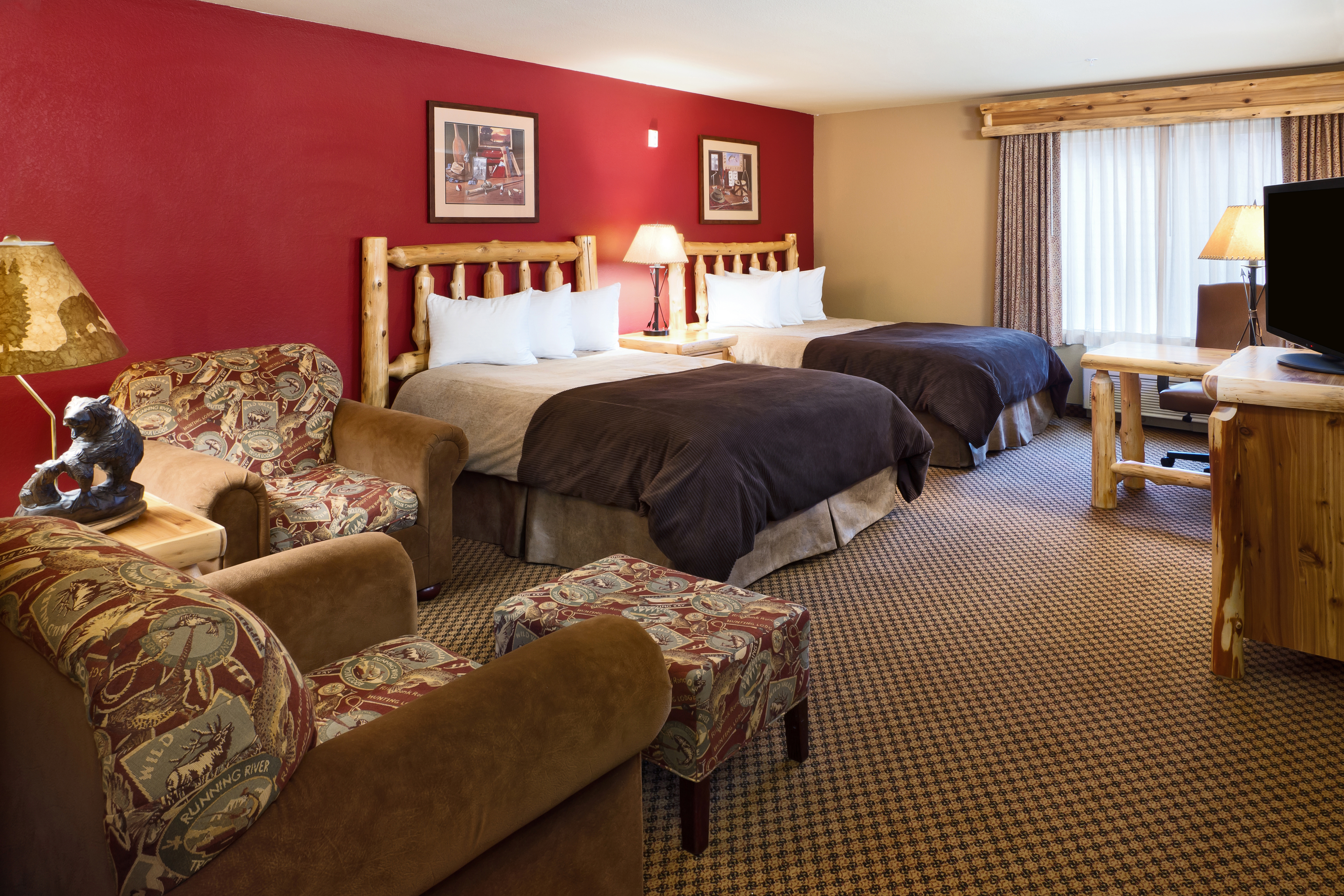 Guest room at the The Lodge at Brainerd Lakes, Trademark Collection by Wyndham in Baxter, Minnesota
