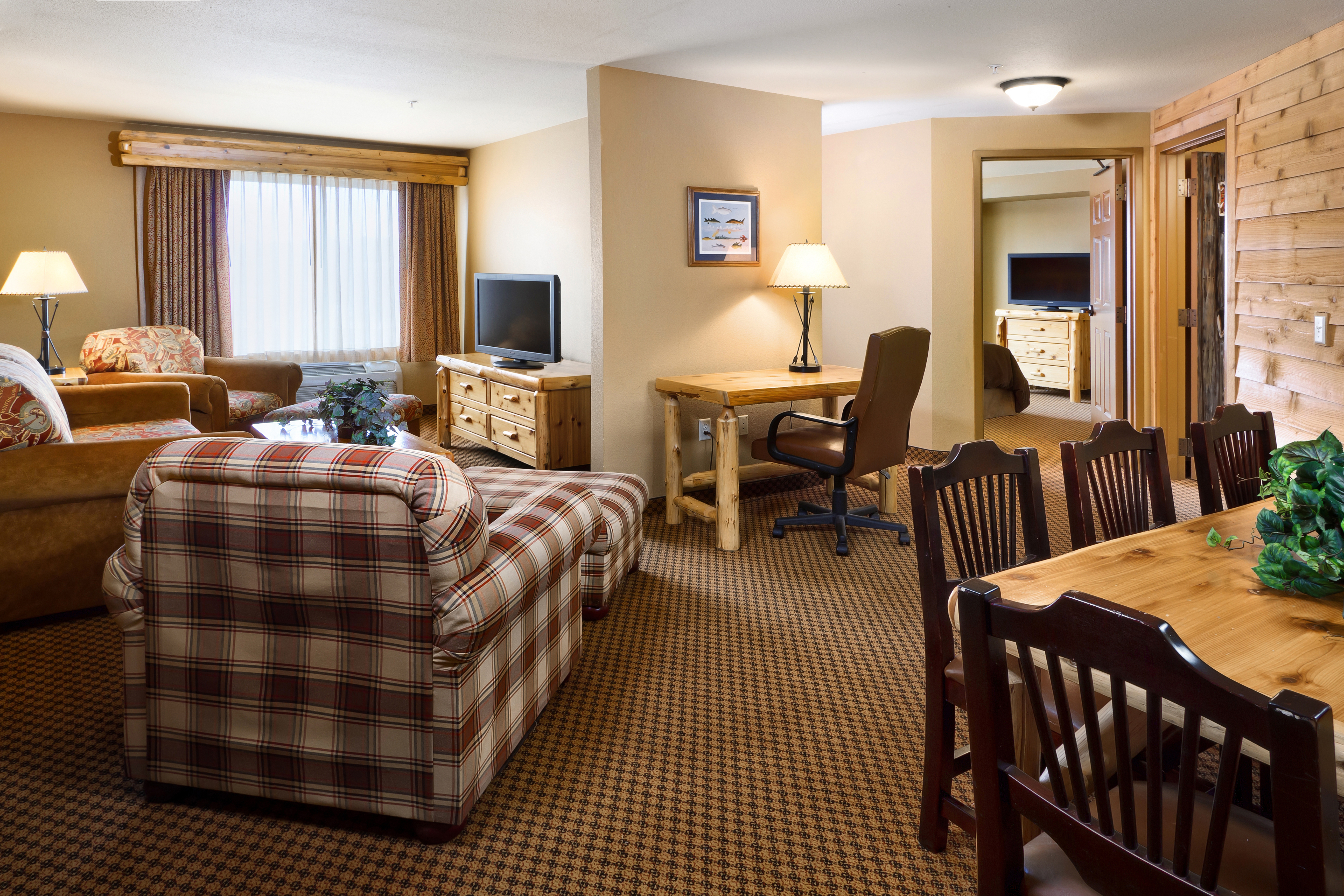 Guest room at the The Lodge at Brainerd Lakes, Trademark Collection by Wyndham in Baxter, Minnesota