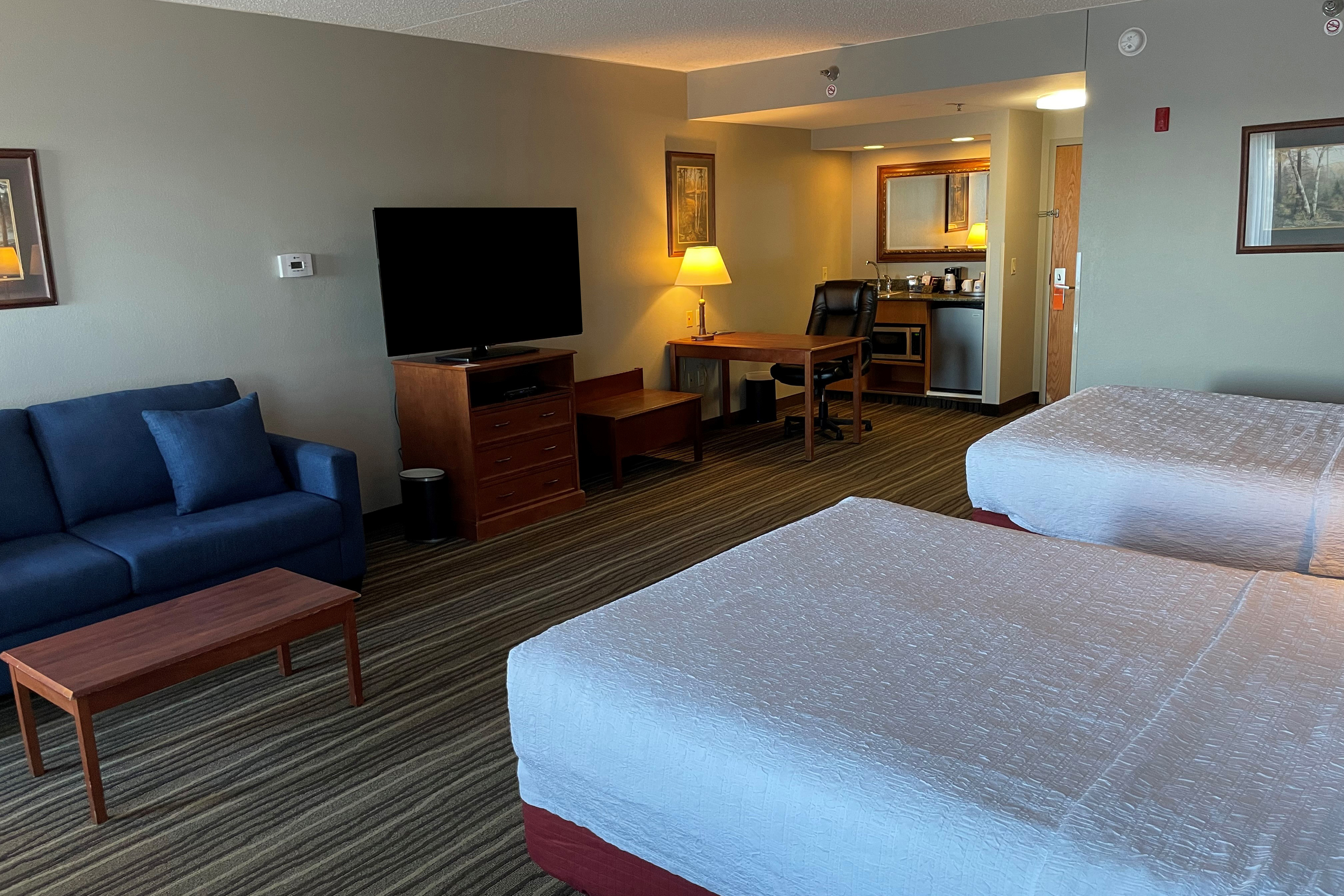 Guest room at the SouthShore Hotel on Lake Bemidji, Trademark Coll by Wyndham in Bemidji, Minnesota
