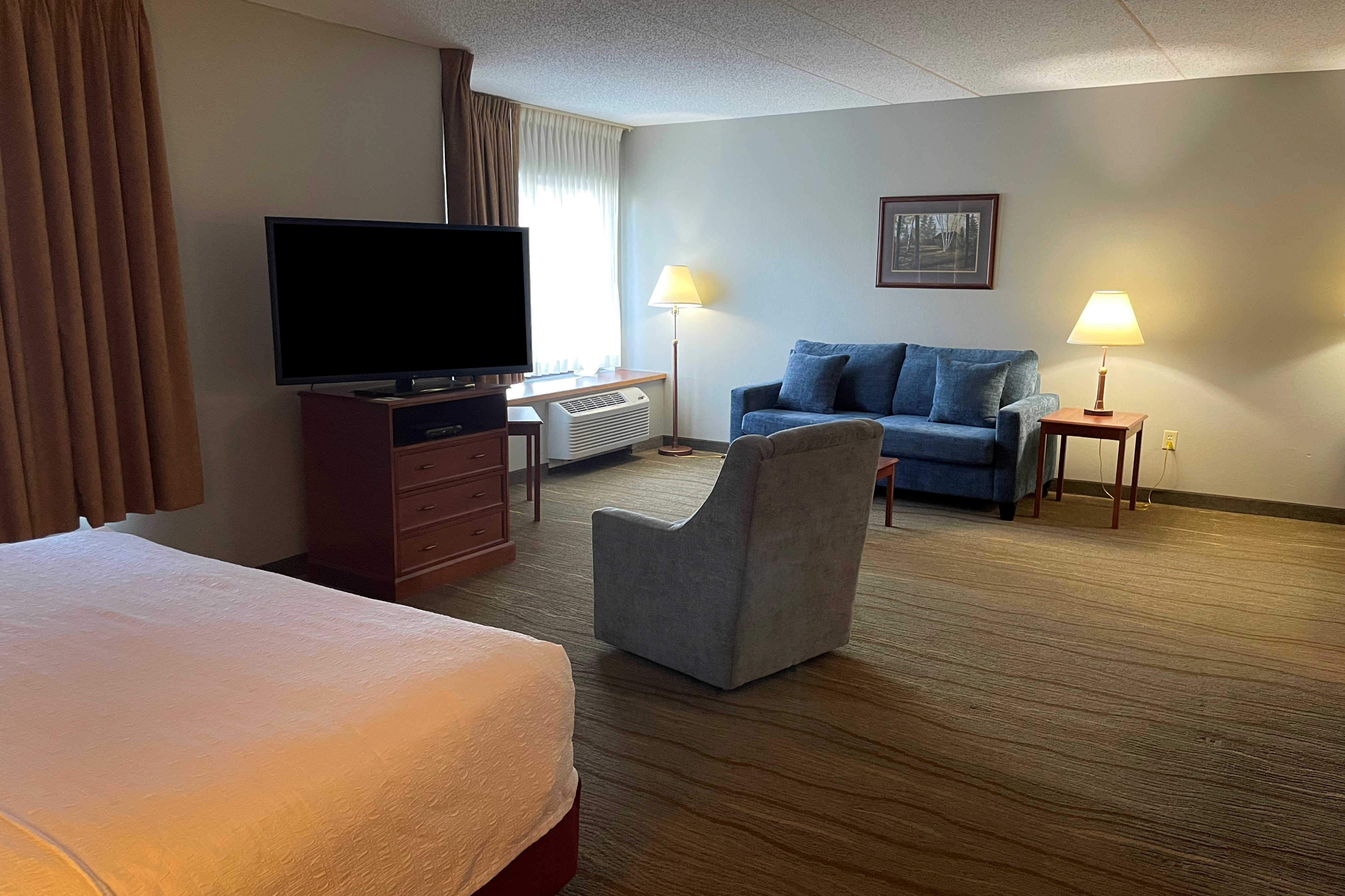 Guest room at the SouthShore Hotel on Lake Bemidji, Trademark Coll by Wyndham in Bemidji, Minnesota