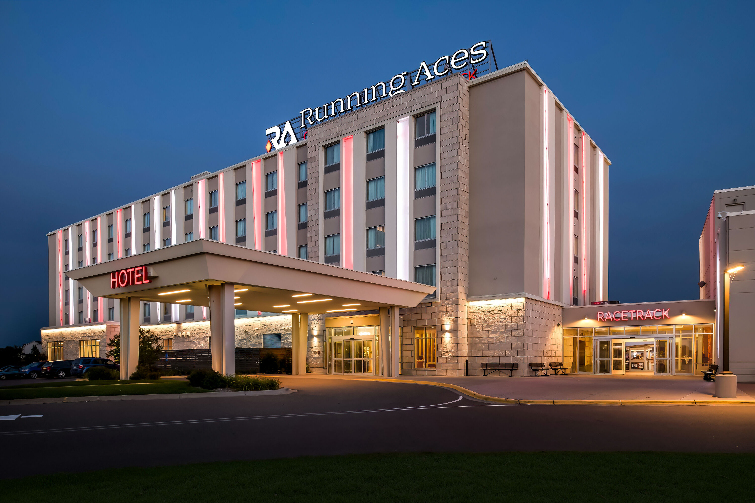 Exterior Night Image of Running Aces Hotel & Casino, Trademark Collection by Wyndham hotel in Columbus, Minnesota